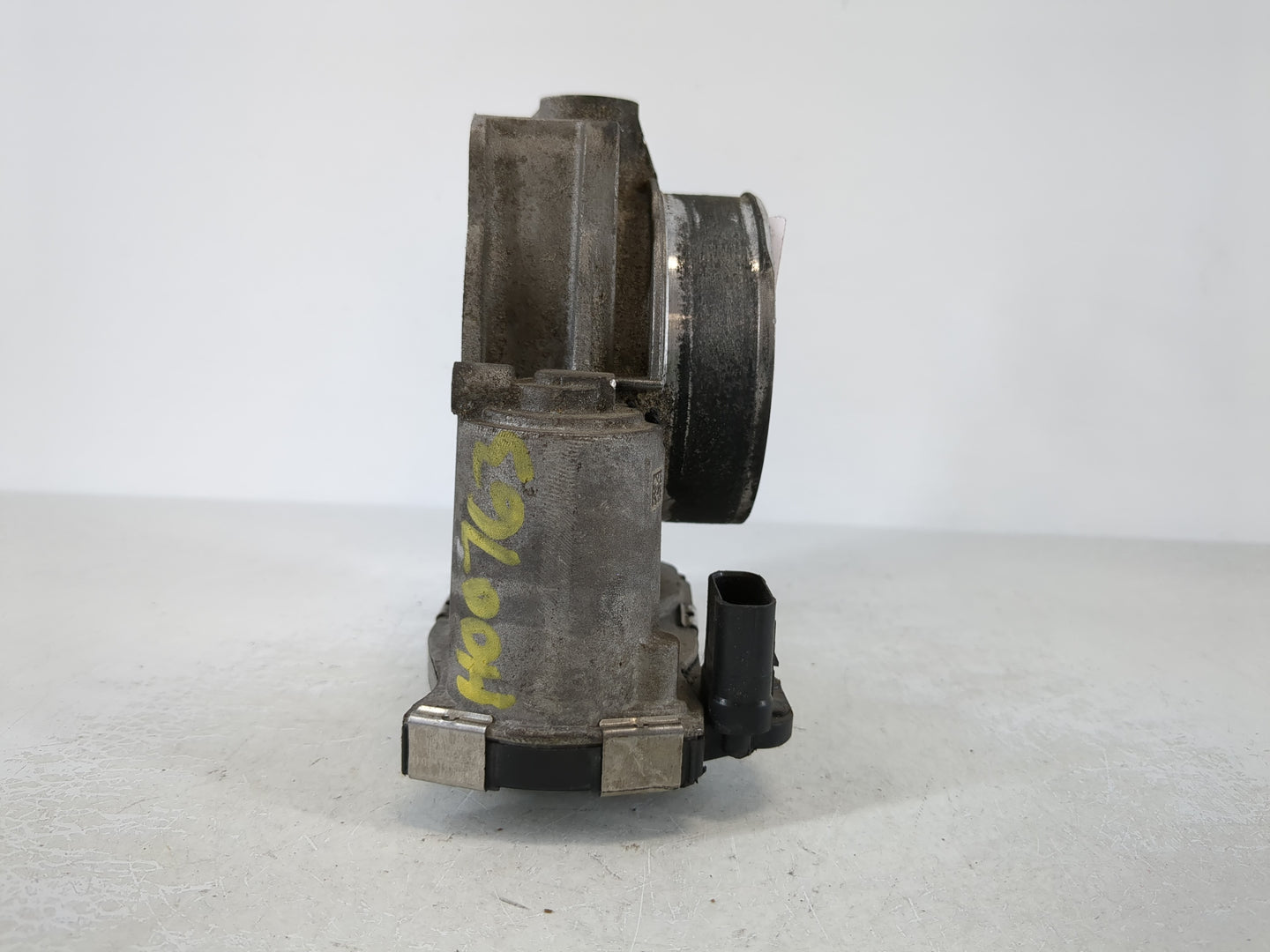 2012-2016 Cadillac Srx Throttle Body P/N:12632172BA Fits Fits 2012 2013 2014 2015 2016 2017 2018 2019 2020 2021 2022 OEM Use