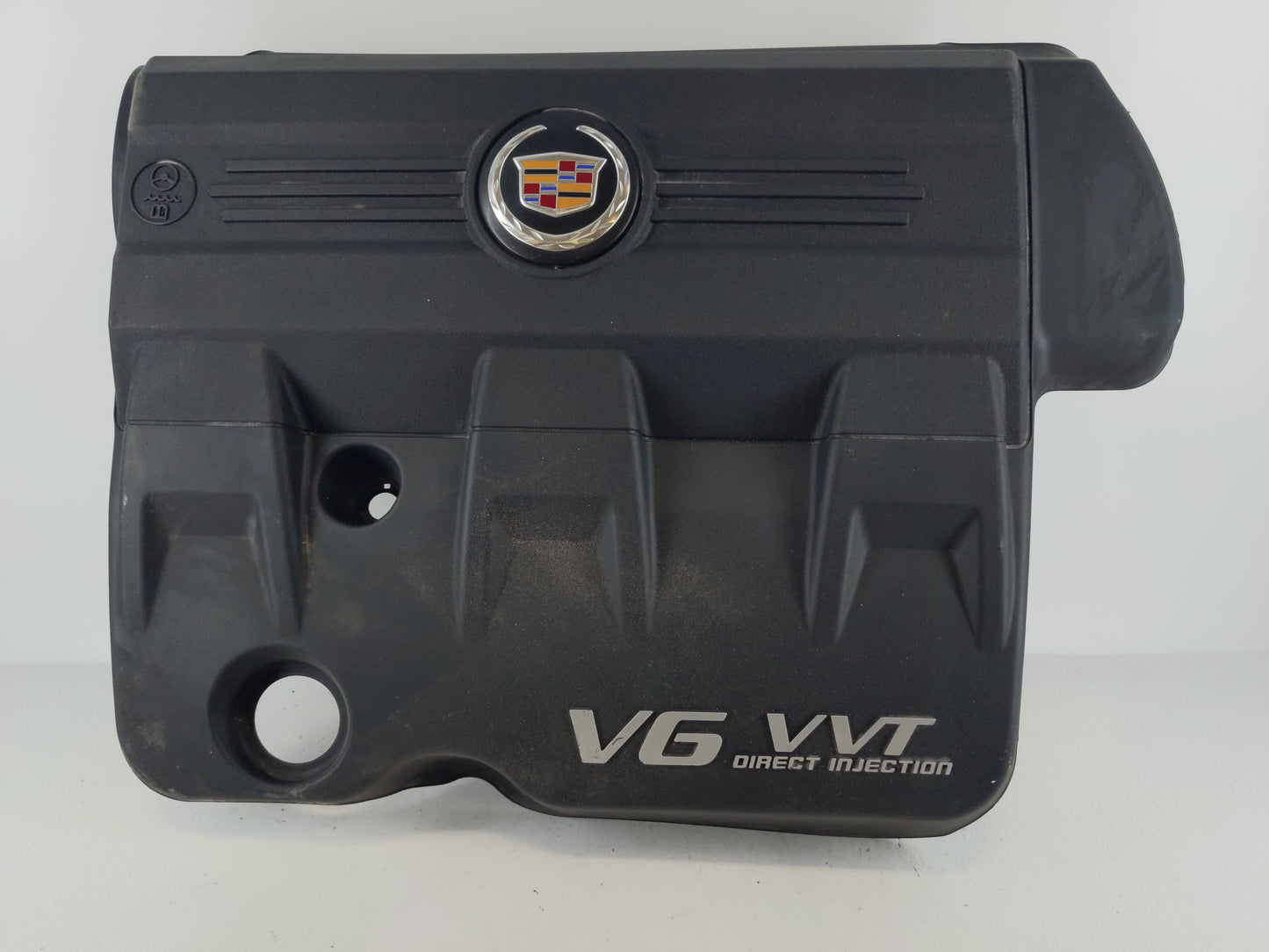 2012 Cadillac Srx Engine Cover - Oemusedautoparts1.com