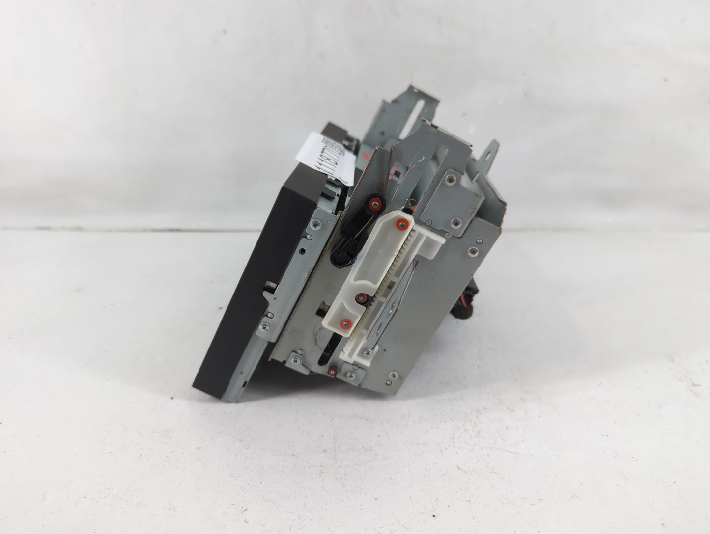 2010-2012 Cadillac Srx Information Display Screen - Oemusedautoparts1.com