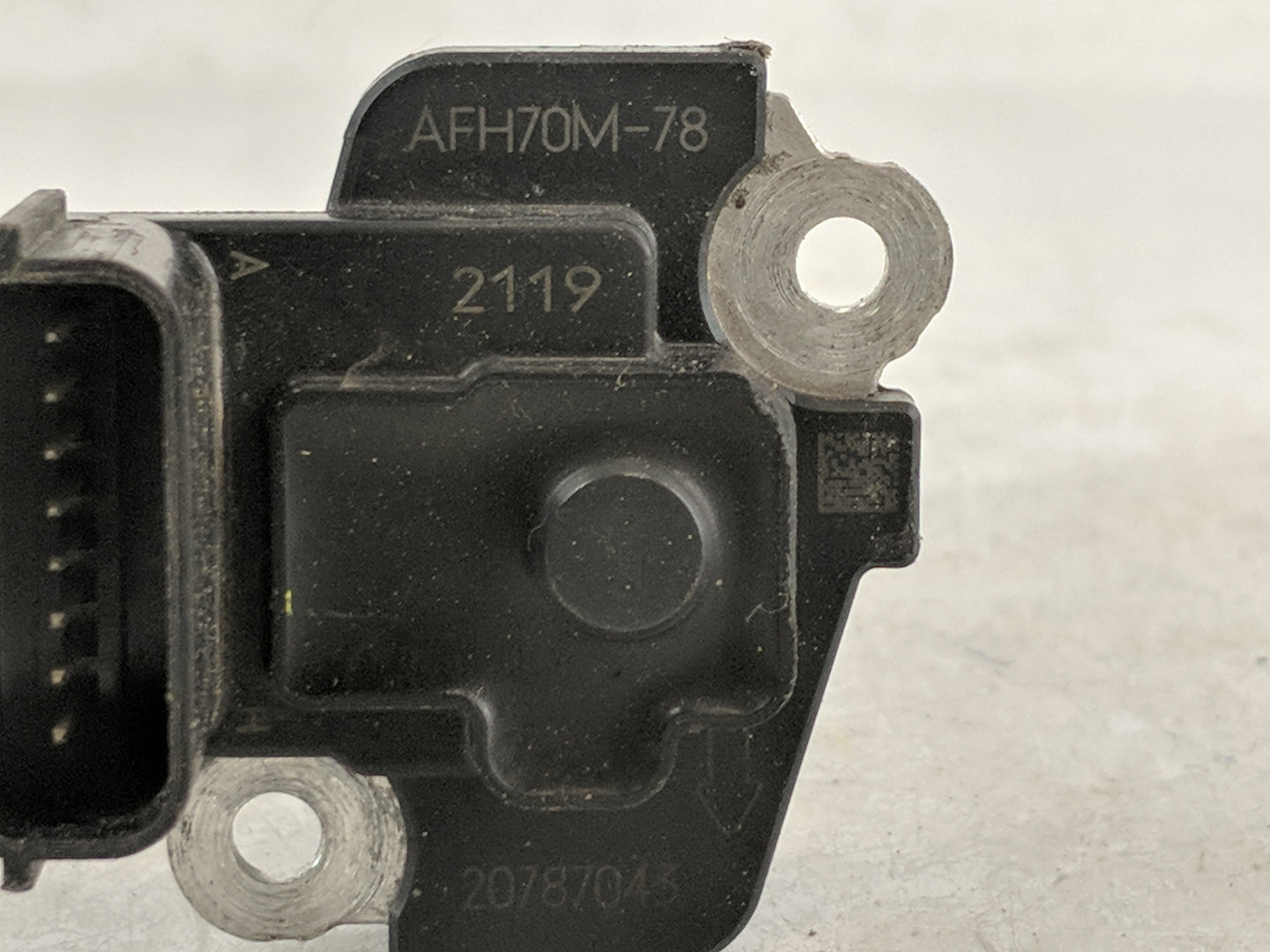 2012-2016 Cadillac Srx Mass Air Flow Meter Maf - Oemusedautoparts1.com