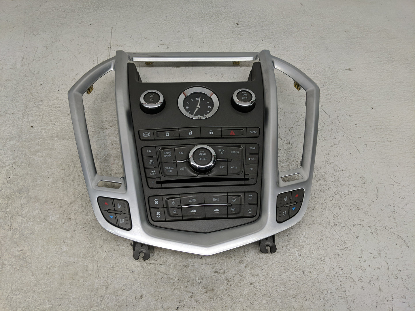 2010-2012 Cadillac Srx Radio AM FM Cd Player Receiver Replacement P/N:20927855 Fits Fits 2010 2011 2012 OEM Used Auto Parts 