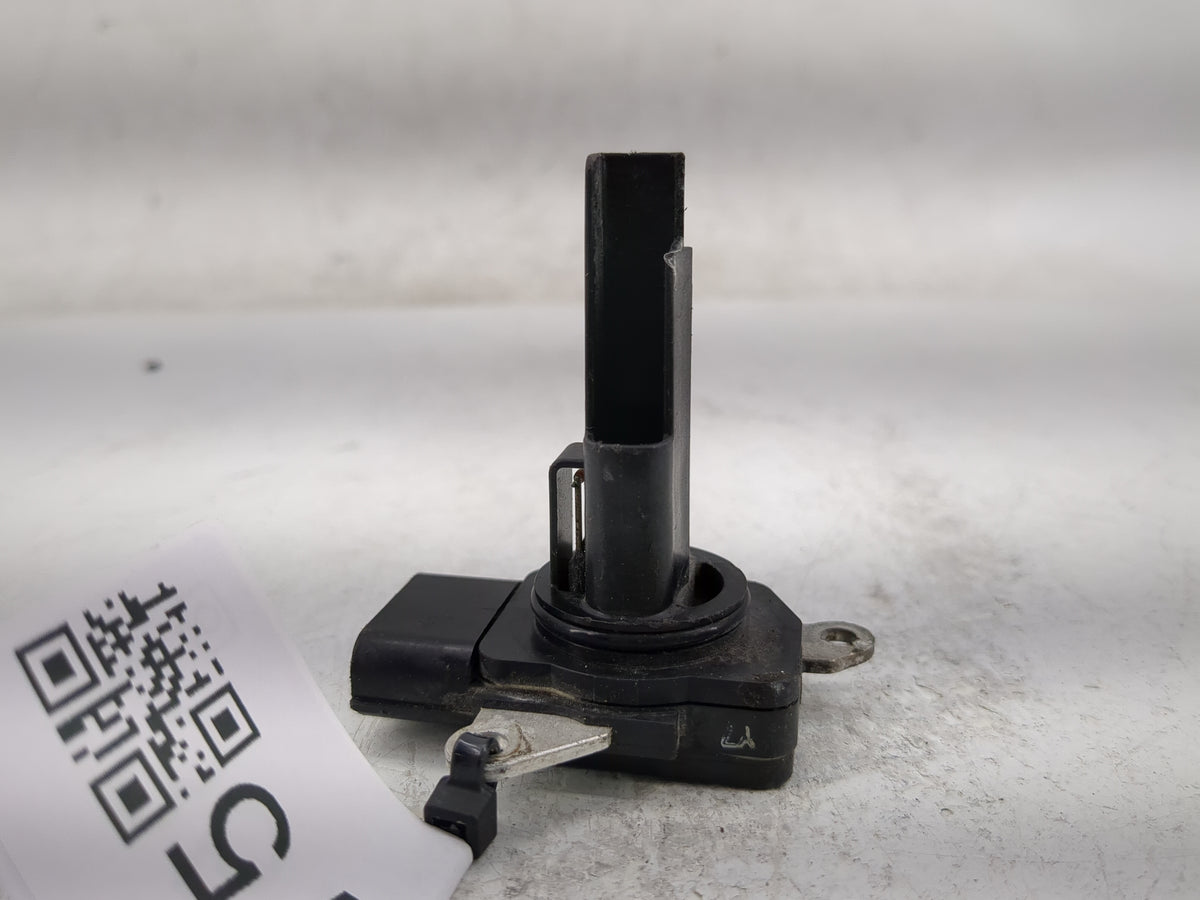 2012-2016 Cadillac Srx Mass Air Flow Meter Maf Sensor 1357875 - Oemusedautoparts1.com