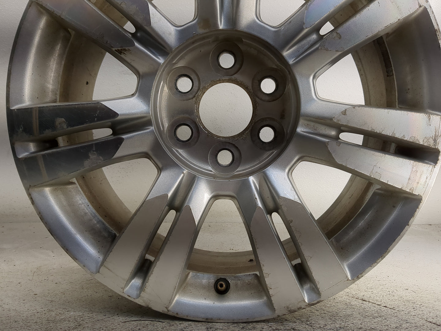 2010-2016 Cadillac Srx Oem Wheel Rim - Oemusedautoparts1.com