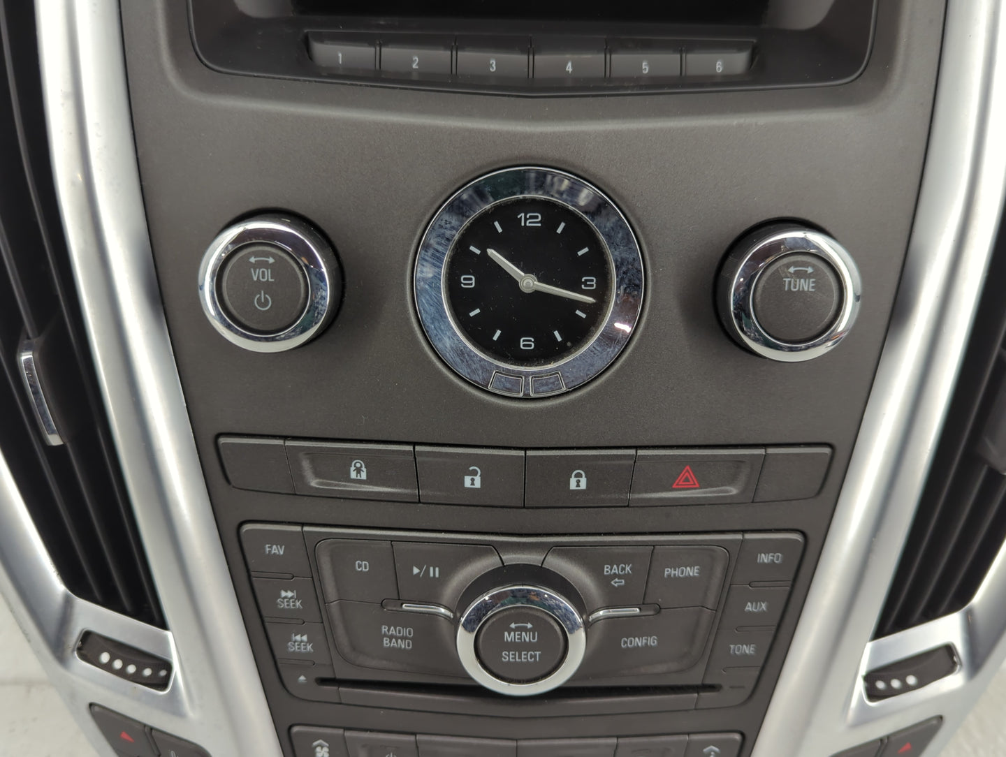 2010-2012 Cadillac Srx Radio AM FM Cd Player Receiver Replacement P/N:20864868 Fits Fits 2010 2011 2012 OEM Used Auto Parts 