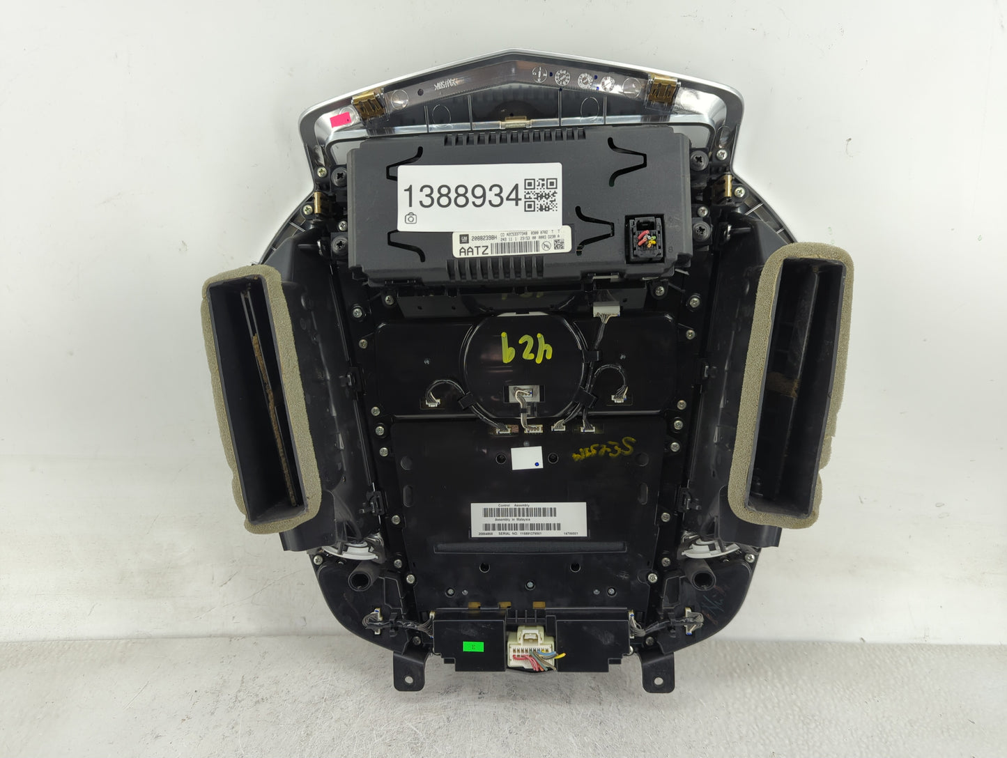 2010-2012 Cadillac Srx Radio AM FM Cd Player Receiver Replacement P/N:20864868 Fits Fits 2010 2011 2012 OEM Used Auto Parts 