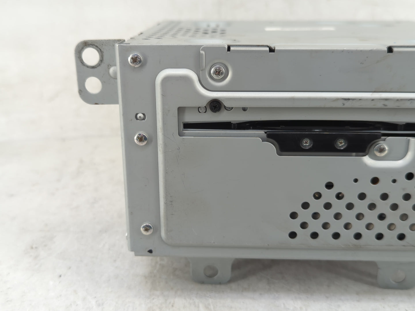 2012 Cadillac Srx Radio AM FM Cd Player Receiver Replacement P/N:22854093 Fits Fits 2013 OEM Used Auto Parts - Oemusedautopa