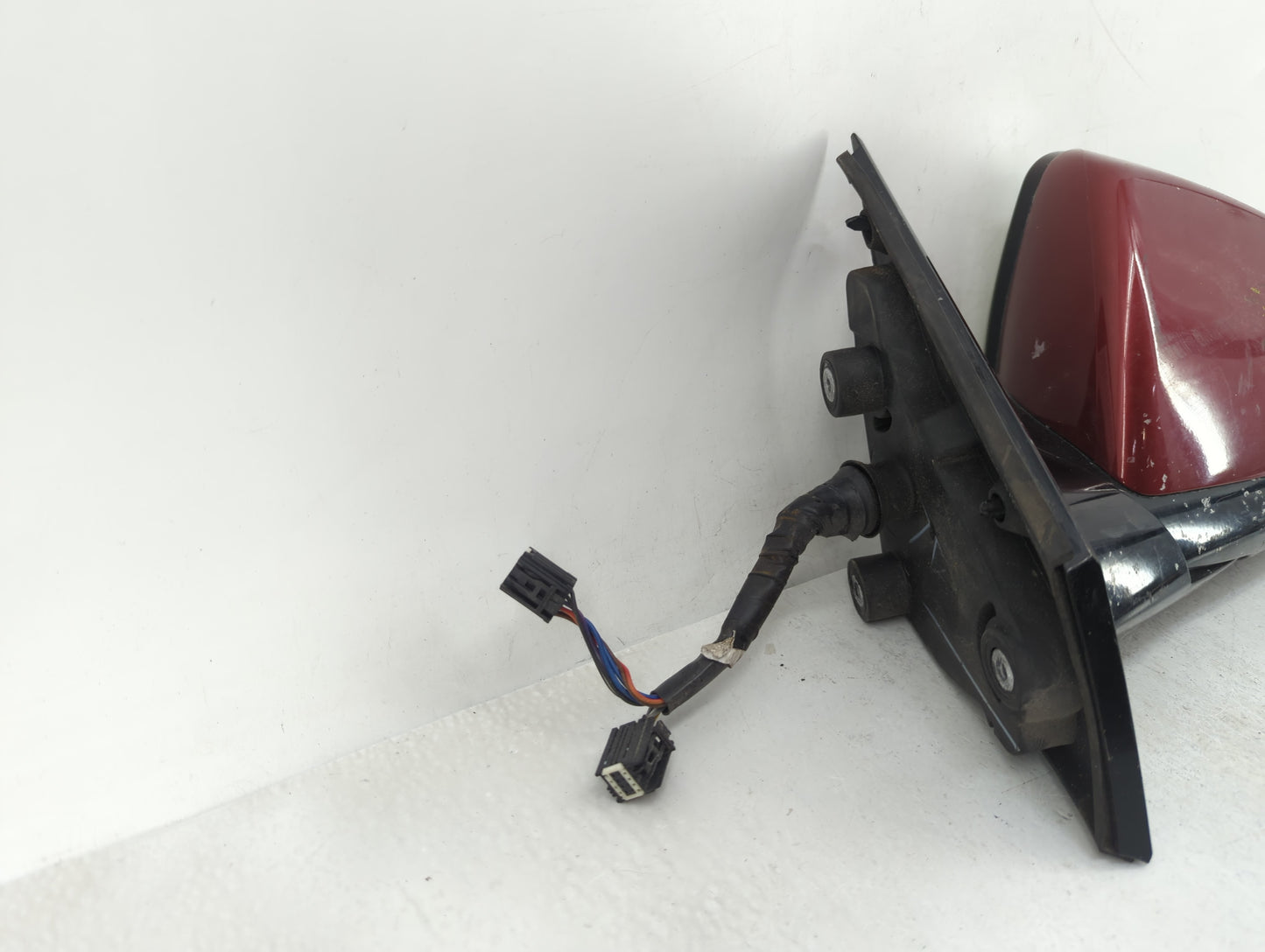 2010-2014 Cadillac Srx Driver Side View Mirror - Left Door Mirror OEM Used - Oemusedautoparts1.com