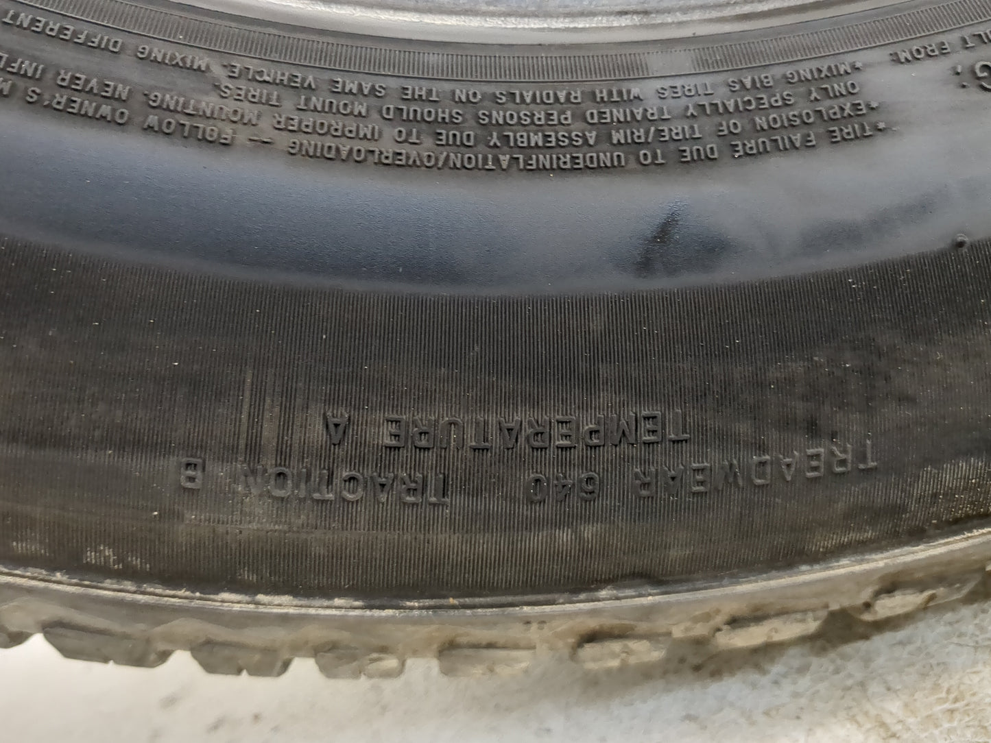 Used Tire 235/65R18 MICHELIN CROSSCLIMATE 2 106H - Tread Depth 8/32 - Oemusedautoparts1.com