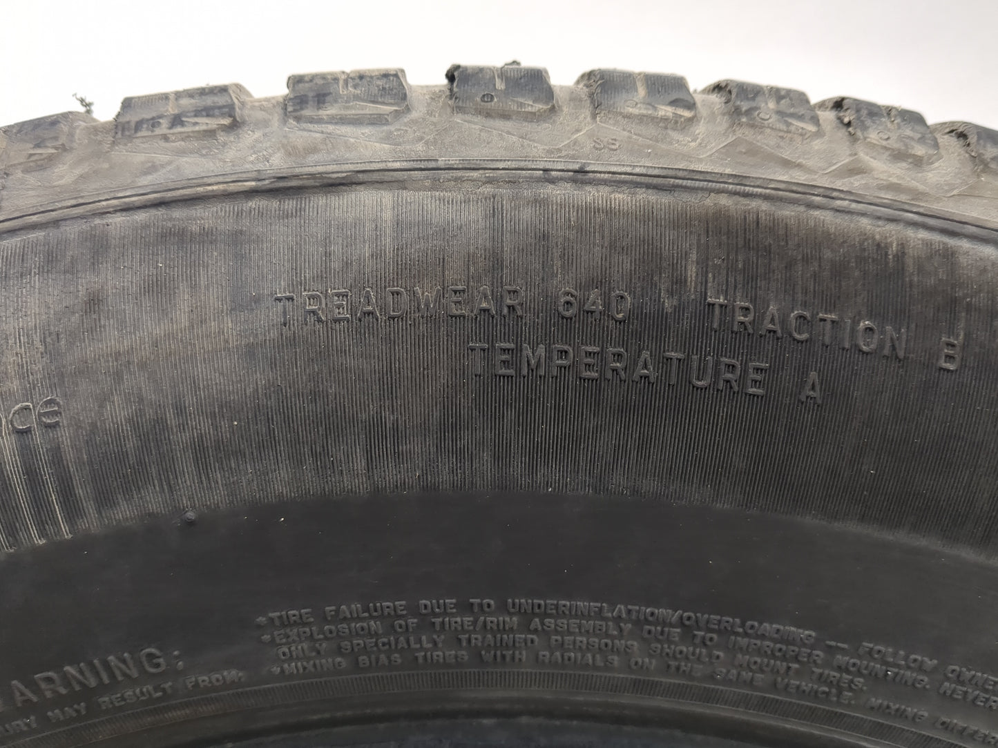 Used Tire 235/60R18 MICHELIN CROSSCLIMATE 2 107V - Tread Depth 6.5/32 - Oemusedautoparts1.com