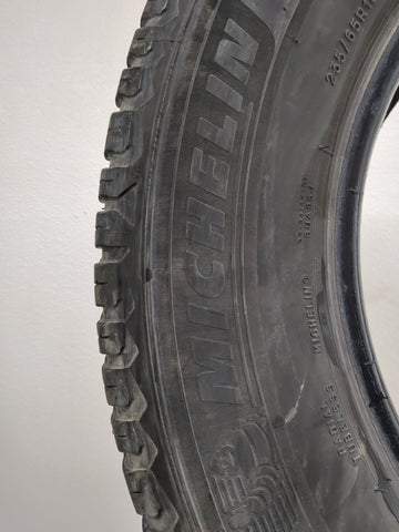 Used Tire 235/65R18 MICHELIN CROSSCLIMATE 2 106H - Tread Depth 6.5/32