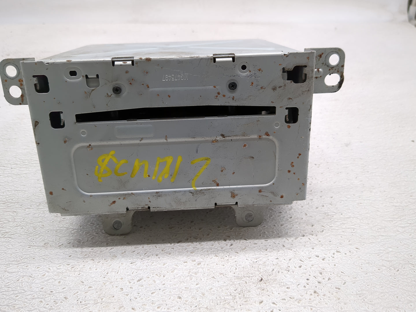 2010-2012 Cadillac Srx Radio AM FM Cd Player Receiver Replacement P/N:22870782 Fits Fits 2010 2011 2012 OEM Used Auto Parts 