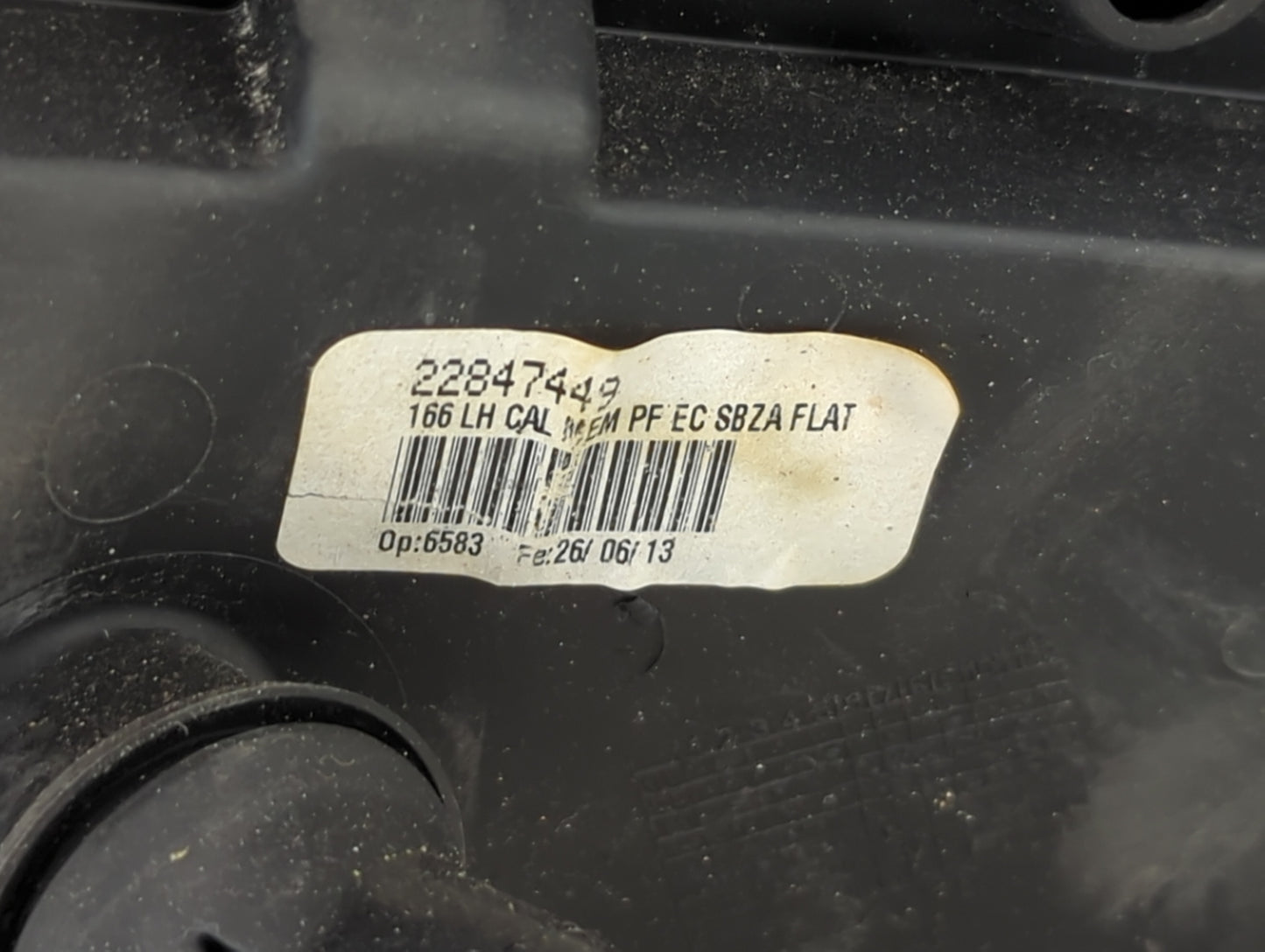 2010-2014 Cadillac Srx Driver Side View Mirror - Left Door Mirror OEM Used - Oemusedautoparts1.com
