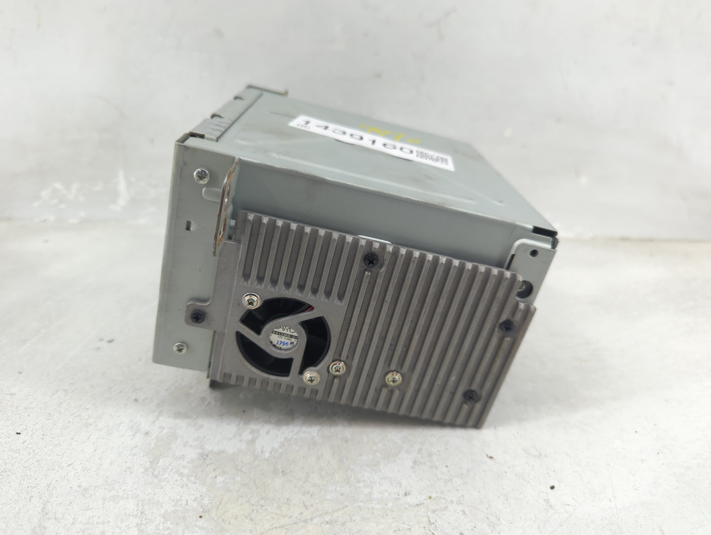 2011-2012 Cadillac Srx Radio AM FM Cd Player Receiver Replacement P/N:22815634 Fits Fits 2010 2011 2012 OEM Used Auto Parts 