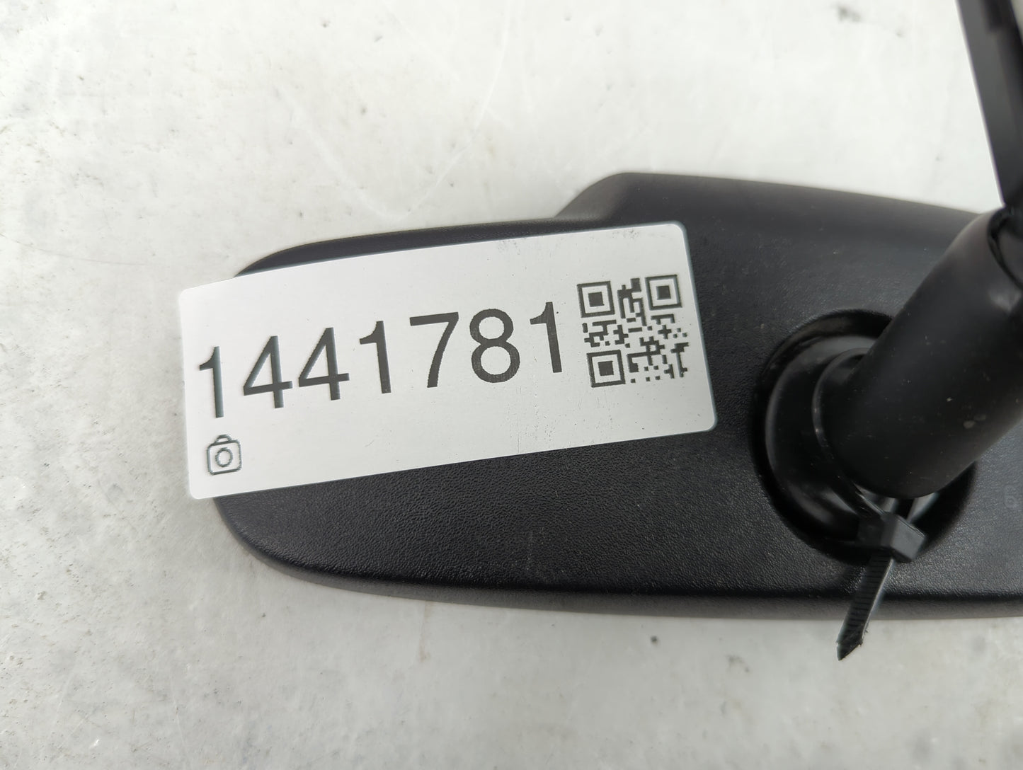 2012 Cadillac Srx Interior Rear View Mirror Replacement OEM Fits OEM Used Auto Parts - Oemusedautoparts1.com