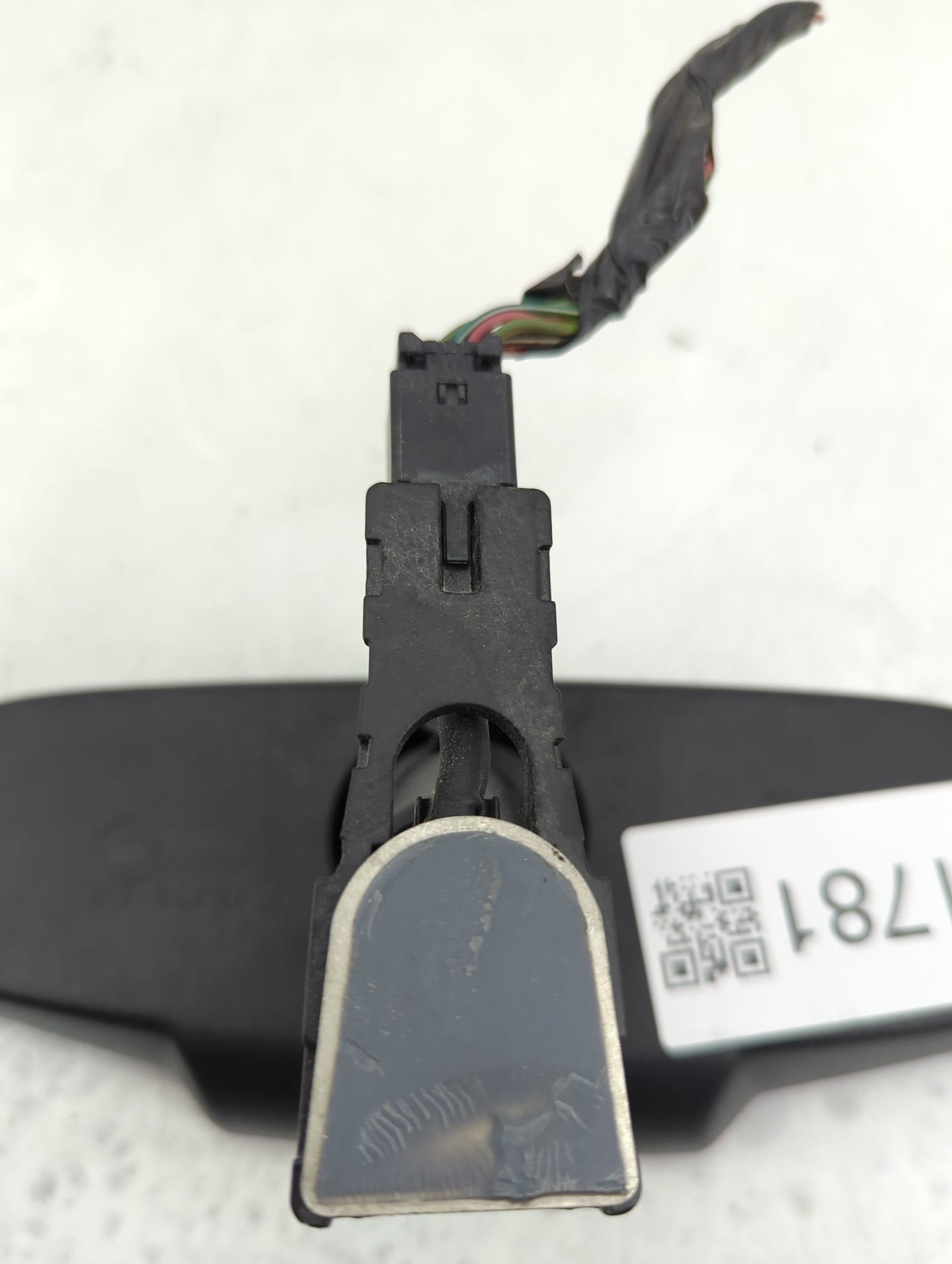 2012 Cadillac Srx Interior Rear View Mirror Replacement OEM Fits OEM Used Auto Parts - Oemusedautoparts1.com