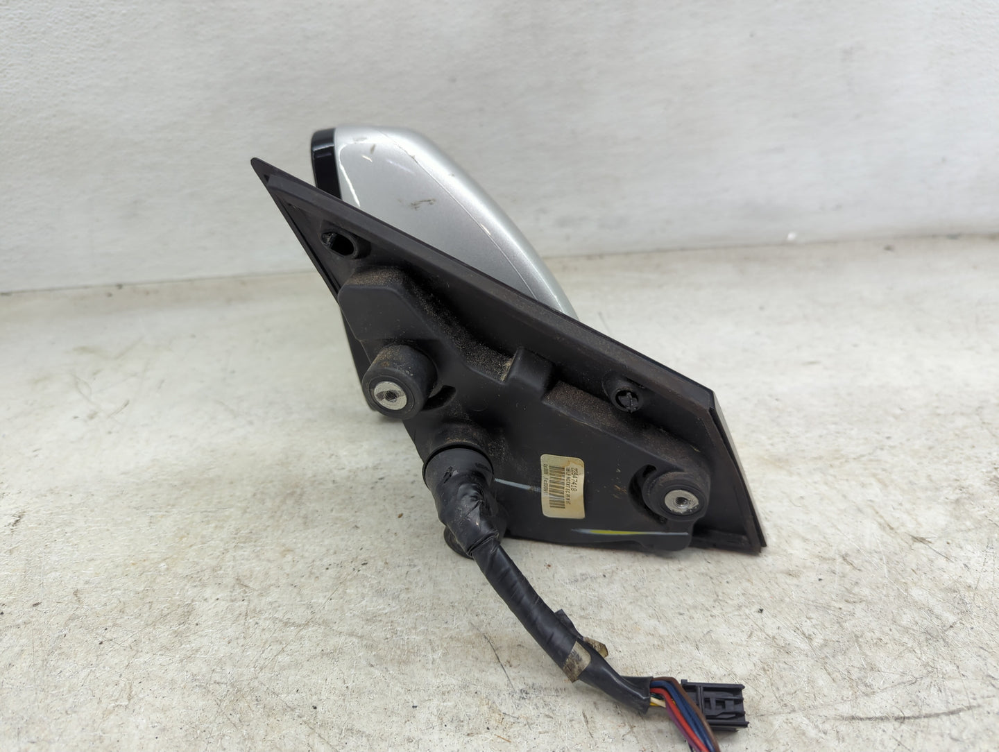 2010-2014 Cadillac Srx Driver Side View Mirror - Left Door Mirror OEM Used - Oemusedautoparts1.com