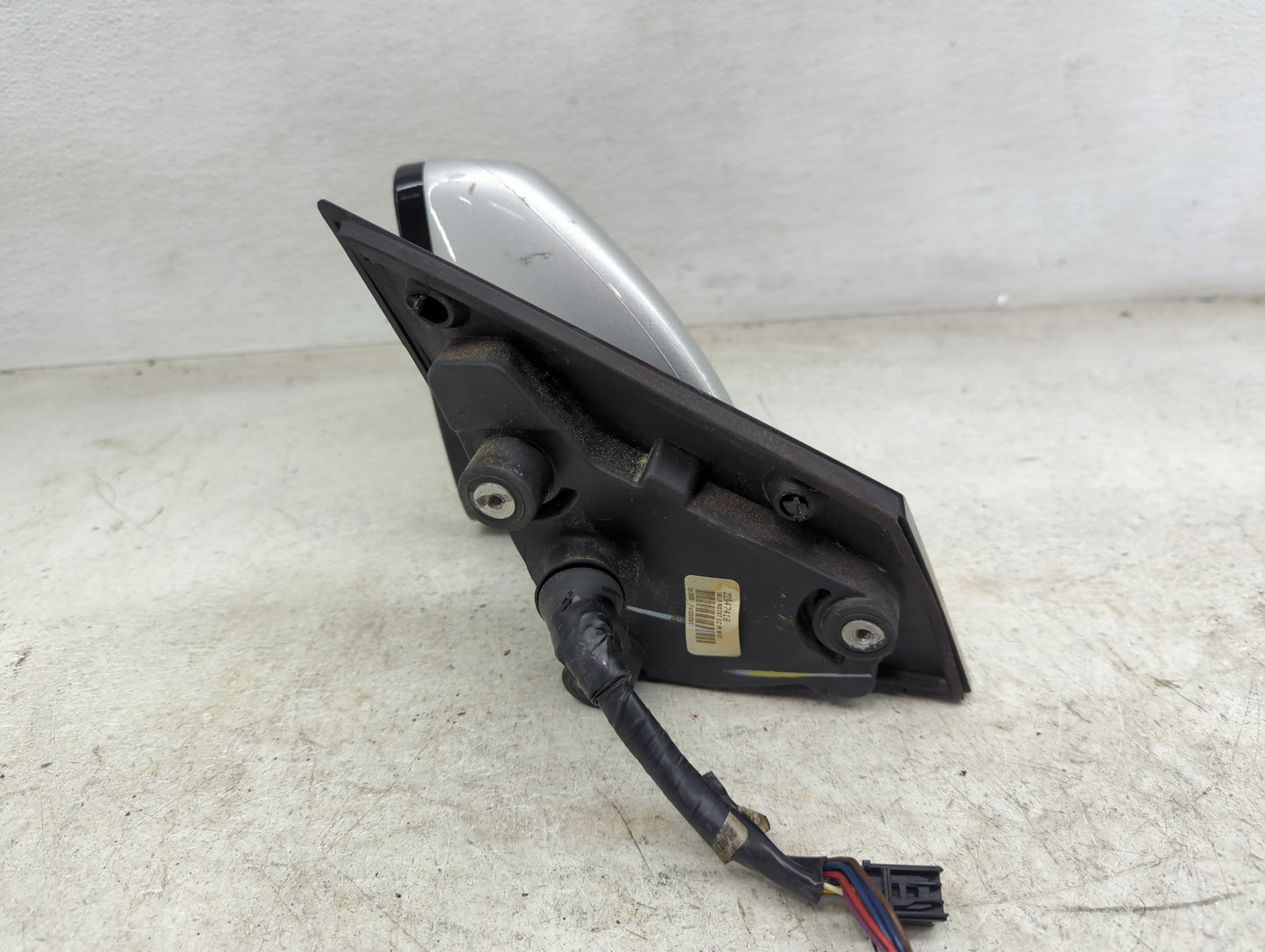 2010-2014 Cadillac Srx Driver Side View Mirror - Left Door Mirror OEM Used - Oemusedautoparts1.com