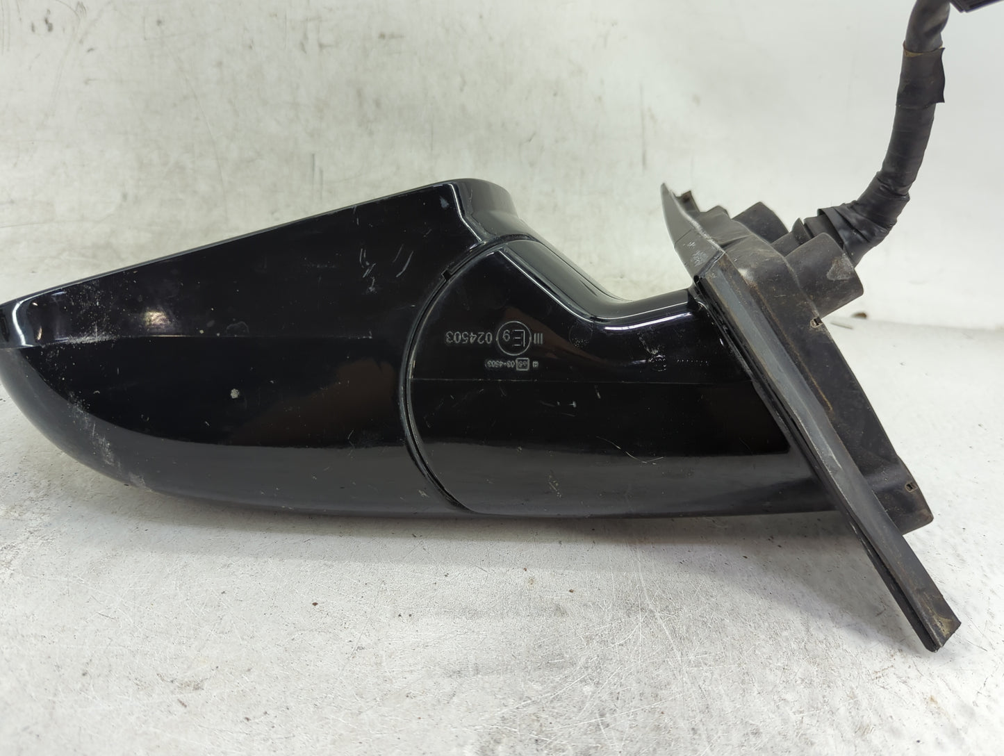 2010-2014 Cadillac Srx Driver Side View Mirror - Left Door Mirror OEM Used - Oemusedautoparts1.com