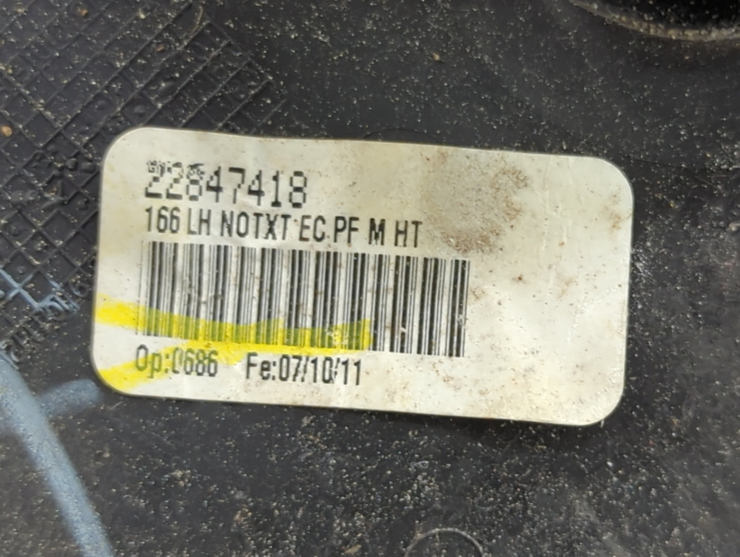 2010-2014 Cadillac Srx Driver Side View Mirror - Left Door Mirror OEM Used - Oemusedautoparts1.com