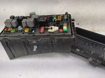 2012-2013 Cadillac Srx Fusebox Fuse Box Panel Relay Module P/N:13500114 13306941, 13306942, 13306943 Fits Fits 2012 2013 OEM