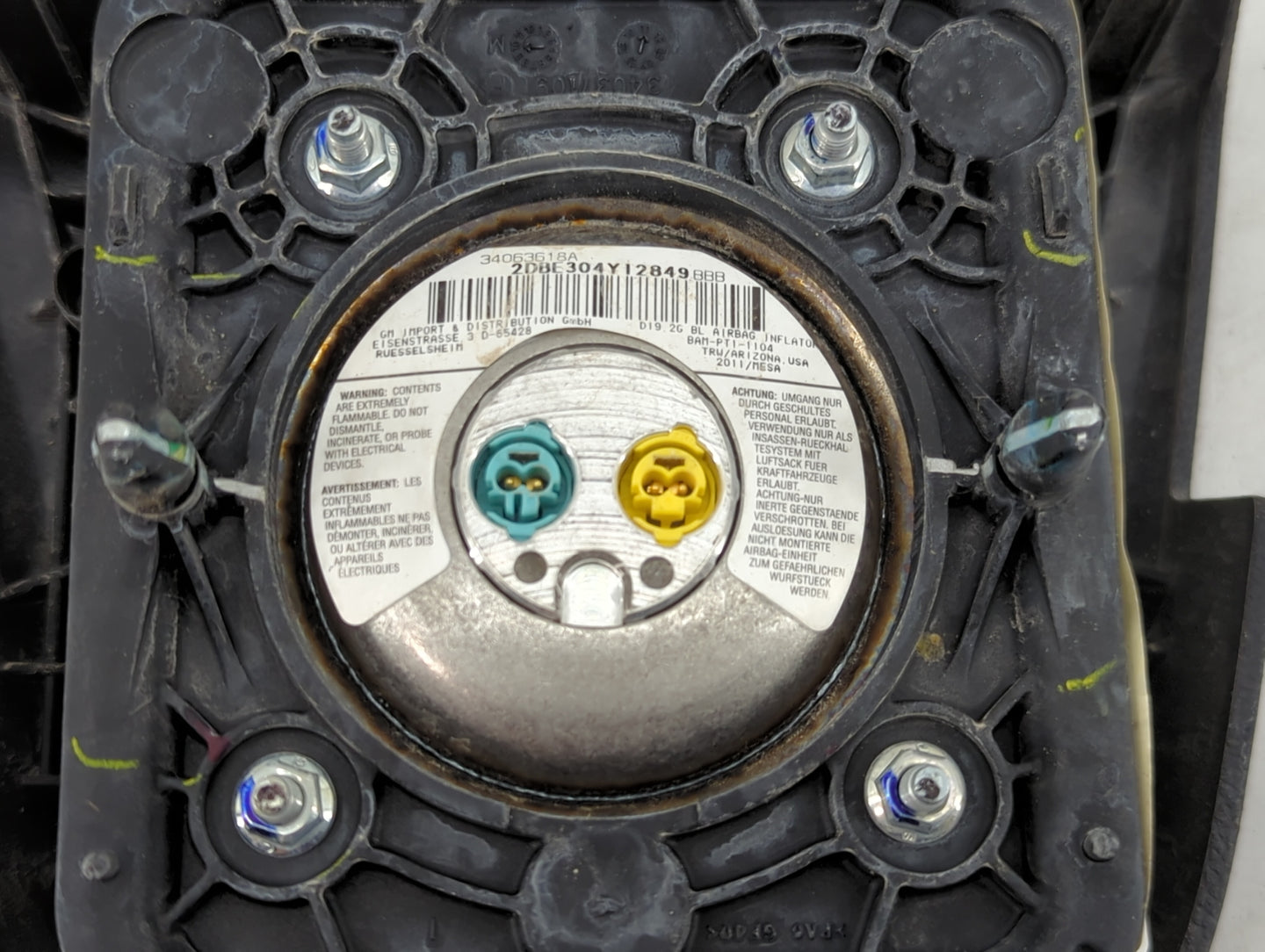 2011-2012 Cadillac Srx Air Bag Driver Left Steering Wheel Mounted 1466058 - Oemusedautoparts1.com