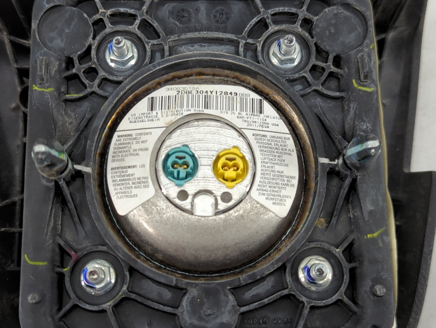 2011-2012 Cadillac Srx Air Bag Driver Left Steering Wheel Mounted 1466058 - Oemusedautoparts1.com