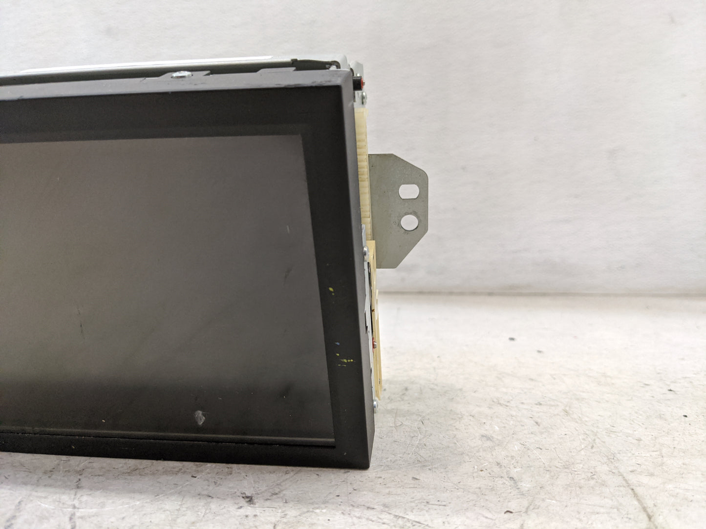 2010-2012 Cadillac Srx Information Display Screen 1468015 - Oemusedautoparts1.com