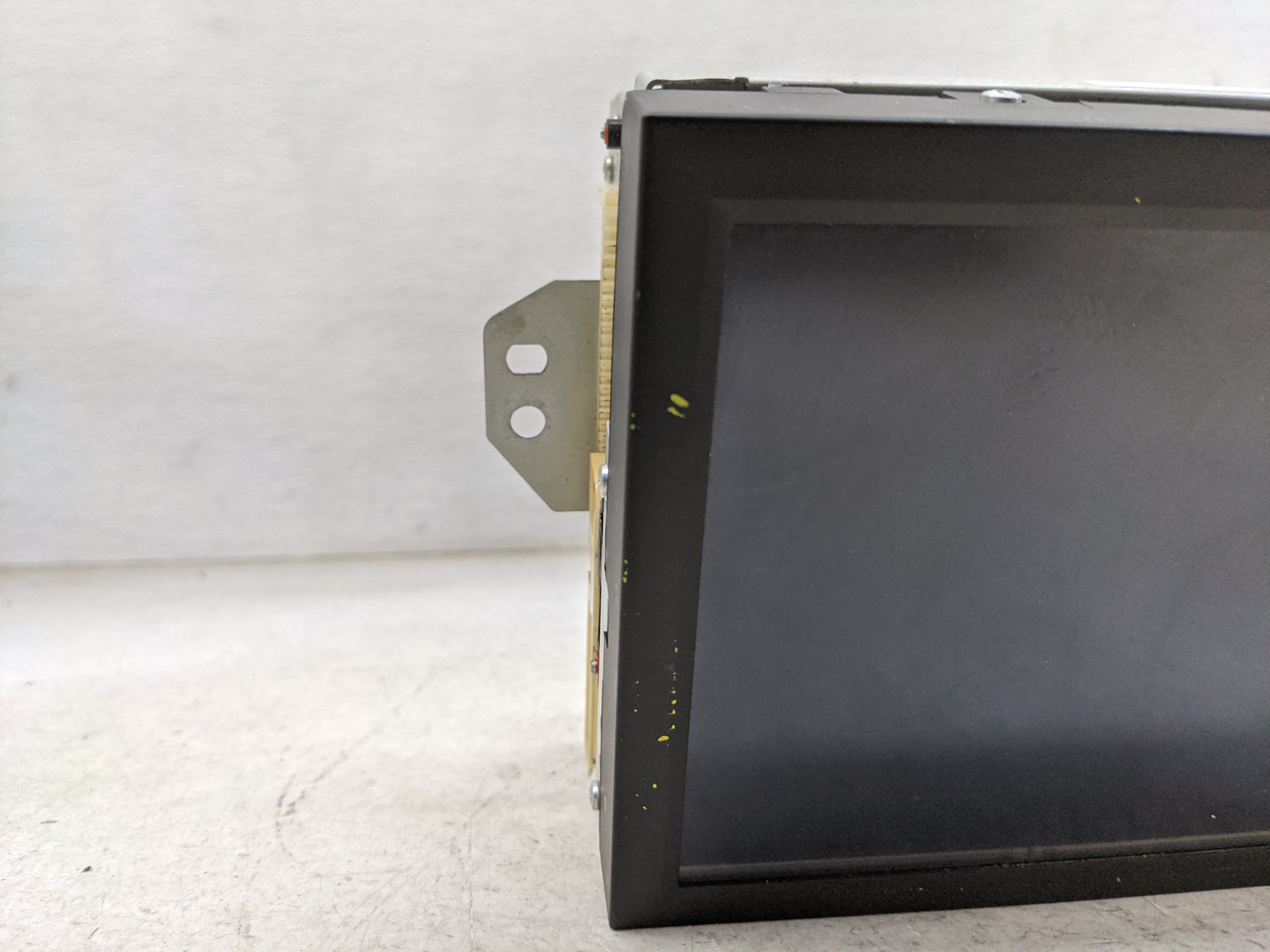 2010-2012 Cadillac Srx Information Display Screen 1468015 - Oemusedautoparts1.com