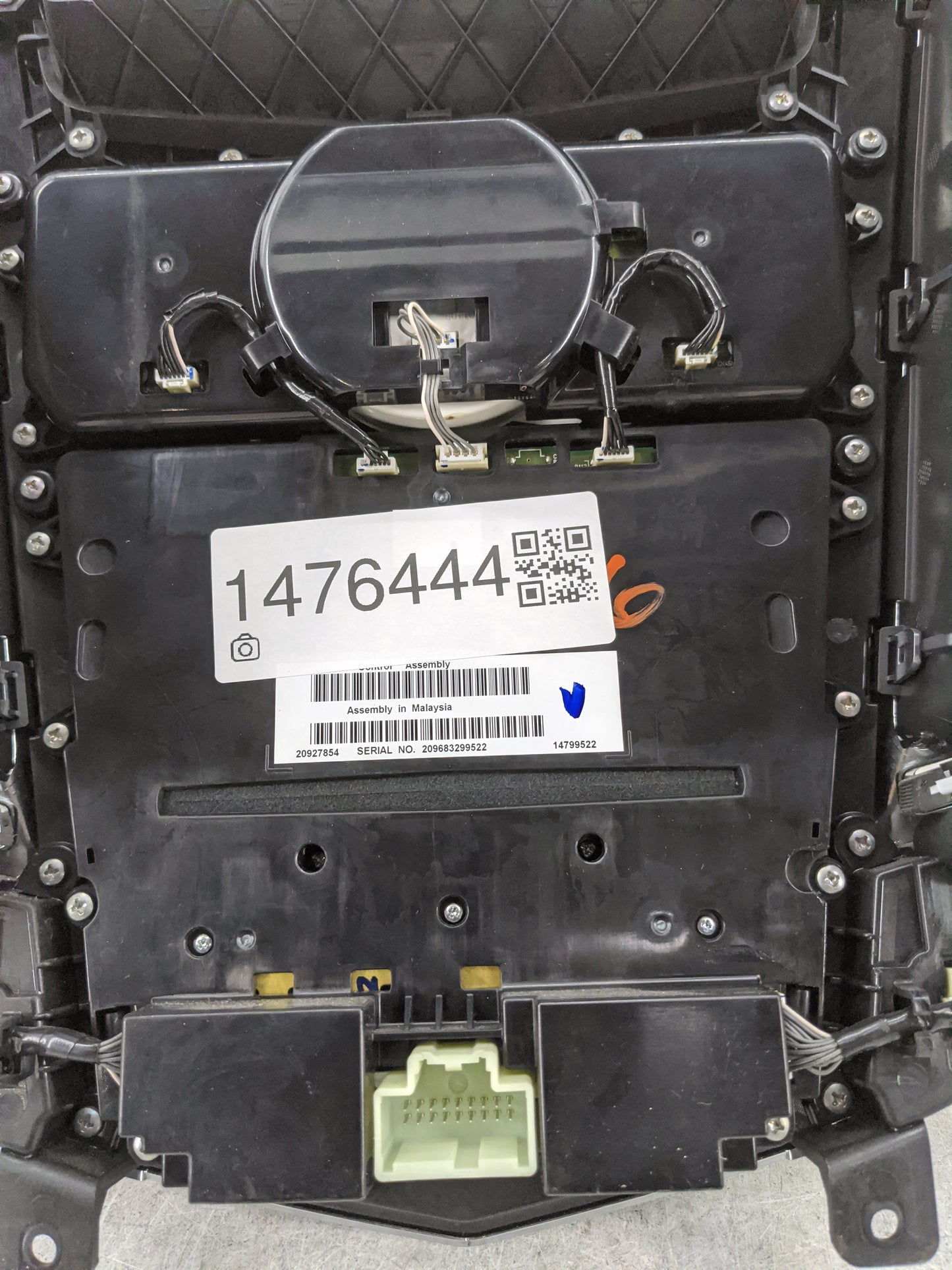 2011-2012 Cadillac Srx Radio Control Panel 1476444 - Oemusedautoparts1.com