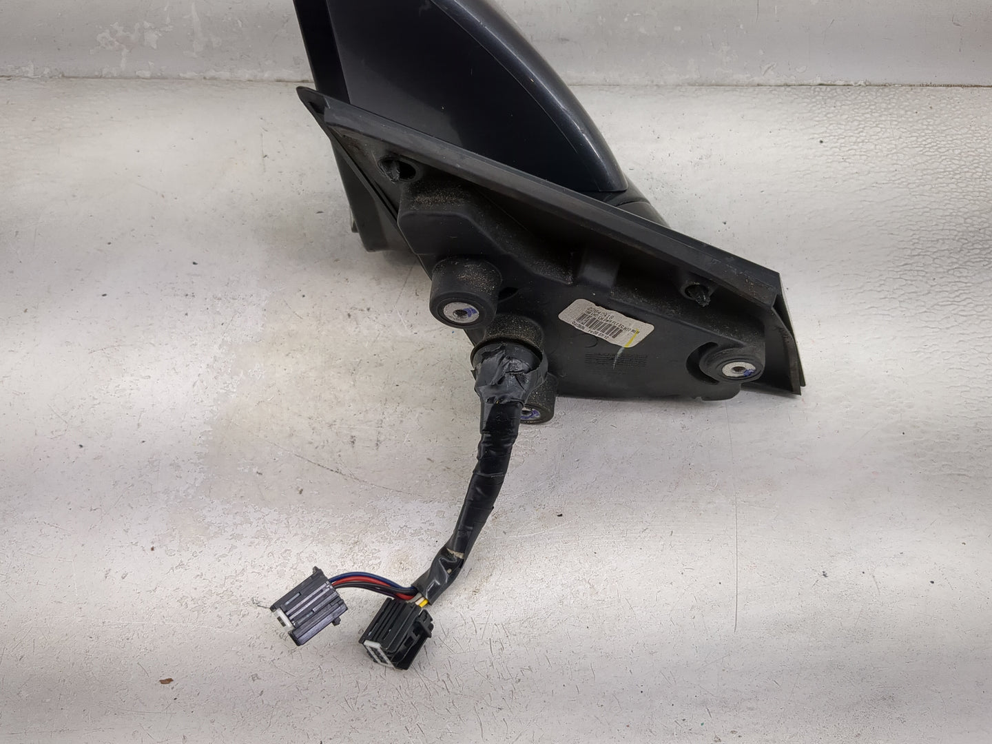 2010-2014 Cadillac Srx Driver Side View Mirror - Left Door Mirror OEM Used - Oemusedautoparts1.com