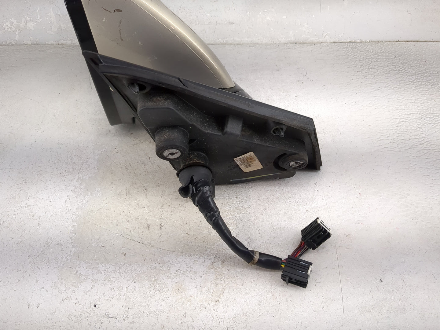 2010-2012 Cadillac Srx Driver Side View Mirror - Left Door Mirror OEM Used - Oemusedautoparts1.com