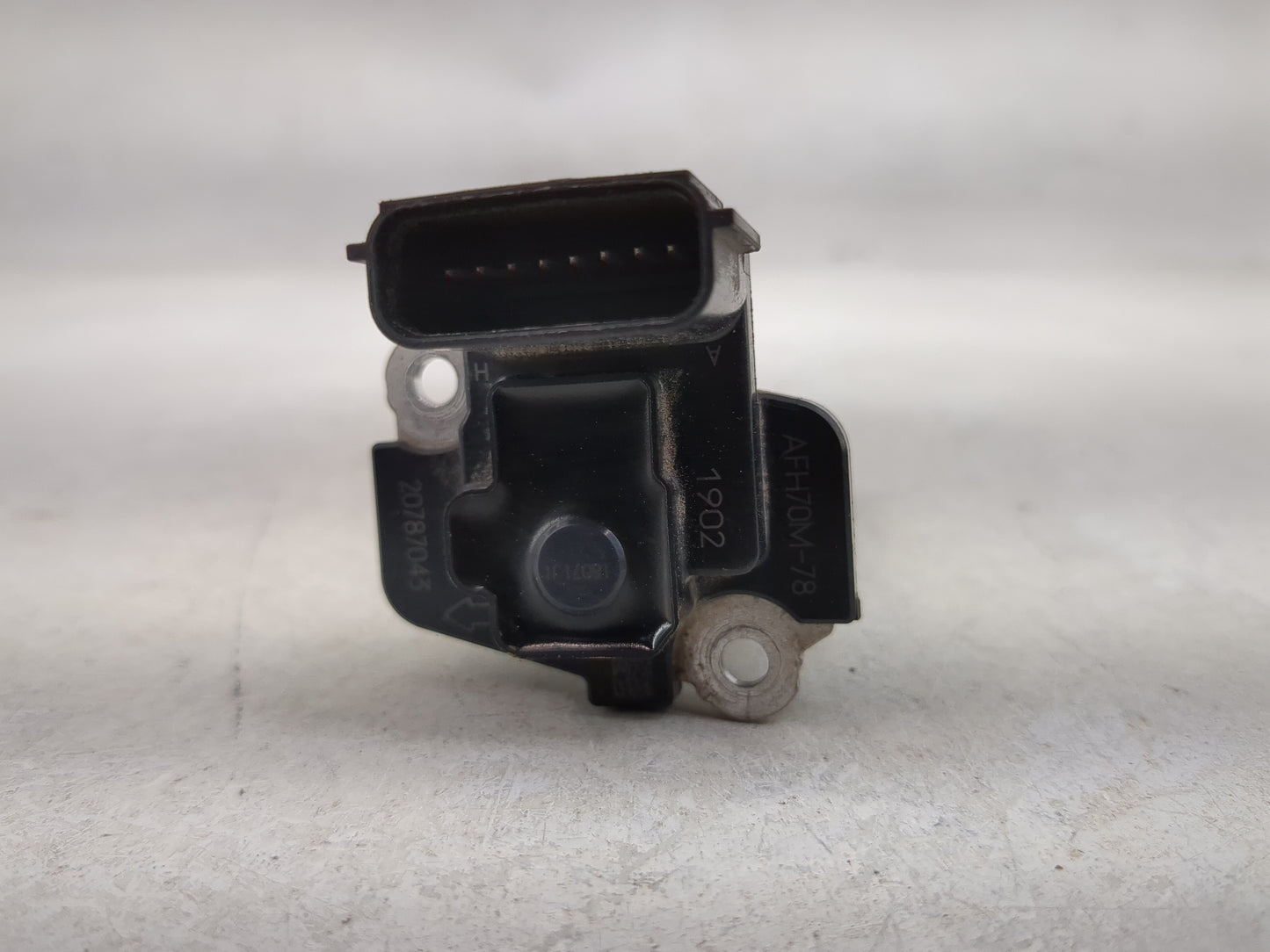 2012-2016 Cadillac Srx Mass Air Flow Meter Maf 1486028 - Oemusedautoparts1.com