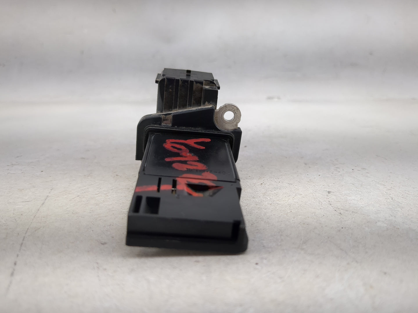 2012-2016 Cadillac Srx Mass Air Flow Meter Maf 1486028 - Oemusedautoparts1.com