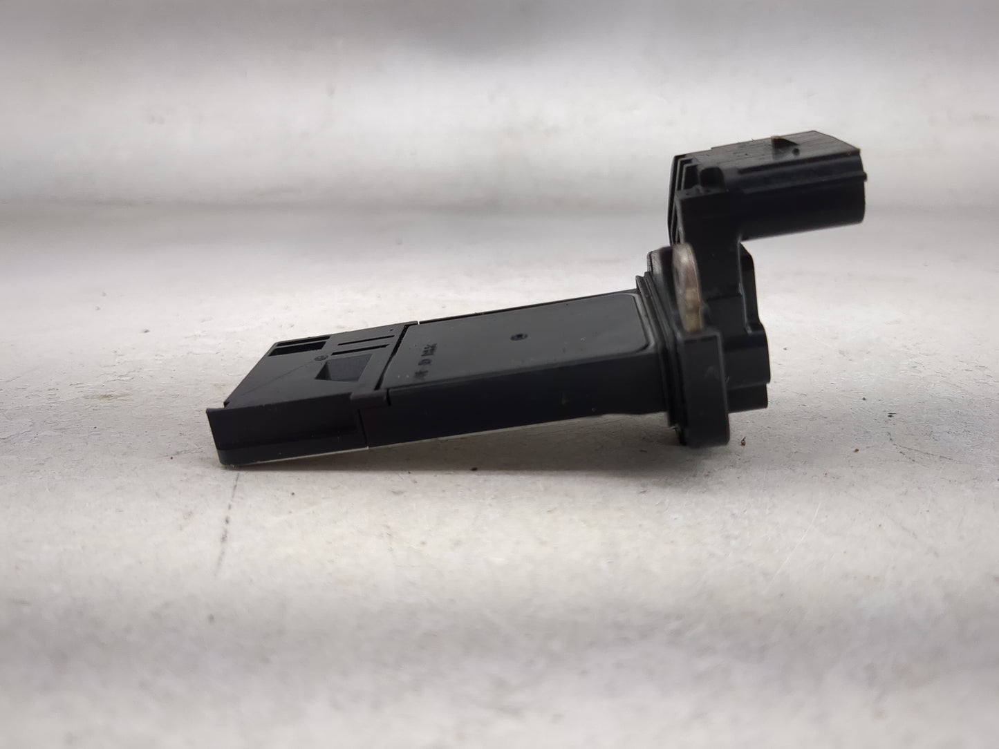 2012-2016 Cadillac Srx Mass Air Flow Meter Maf 1486502 - Oemusedautoparts1.com