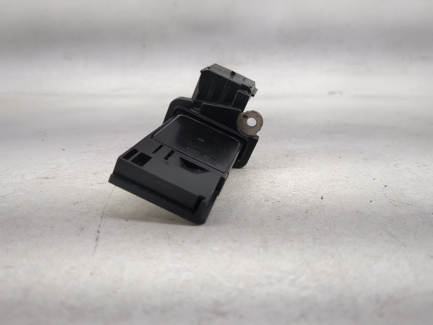 2012-2016 Cadillac Srx Mass Air Flow Meter Maf 1486502 - Oemusedautoparts1.com