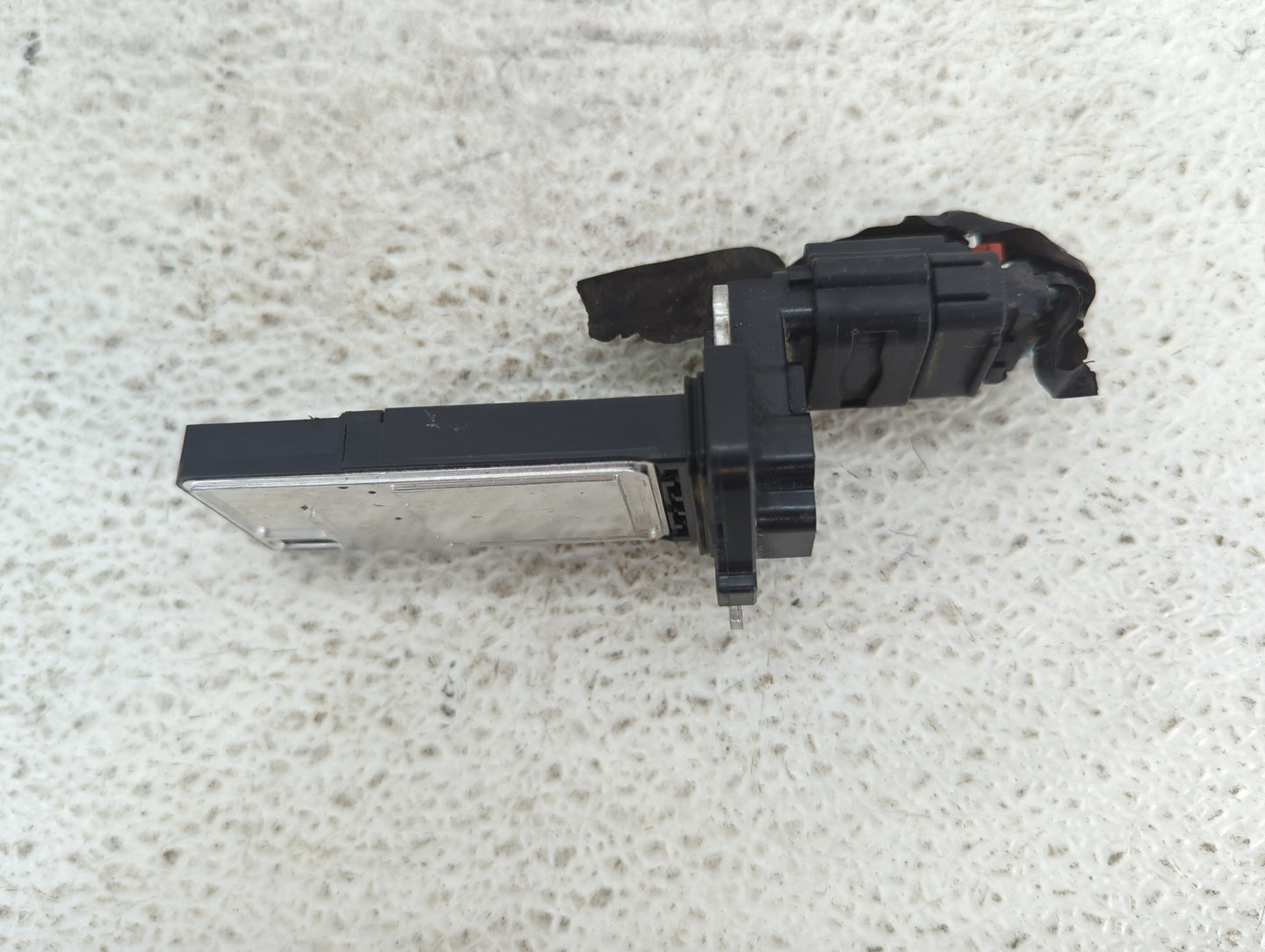 2012-2016 Cadillac Srx Mass Air Flow Meter Maf 1487915 - Oemusedautoparts1.com