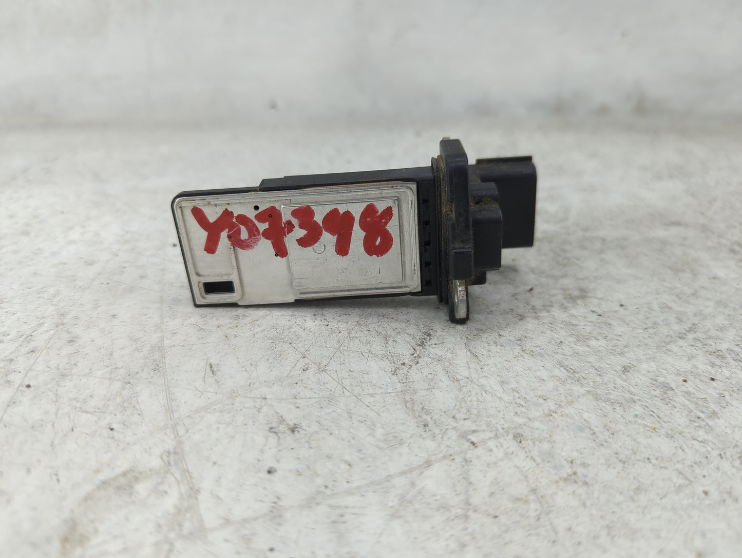 2012-2016 Cadillac Srx Mass Air Flow Meter Maf 1489833 - Oemusedautoparts1.com