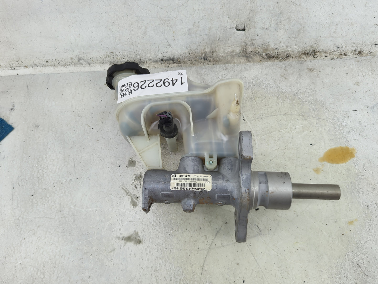 2010-2016 Cadillac Srx Brake Master Cylinder 1492226 - Oemusedautoparts1.com