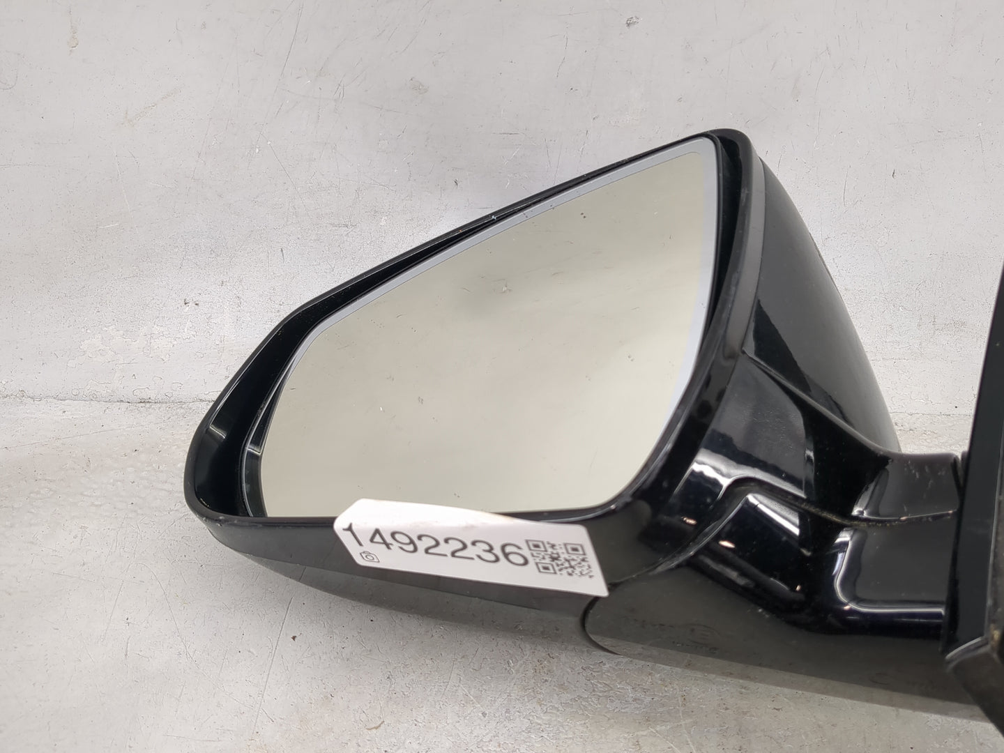 2010-2014 Cadillac Srx Driver Side View Mirror - Left Door Mirror OEM Used - Oemusedautoparts1.com
