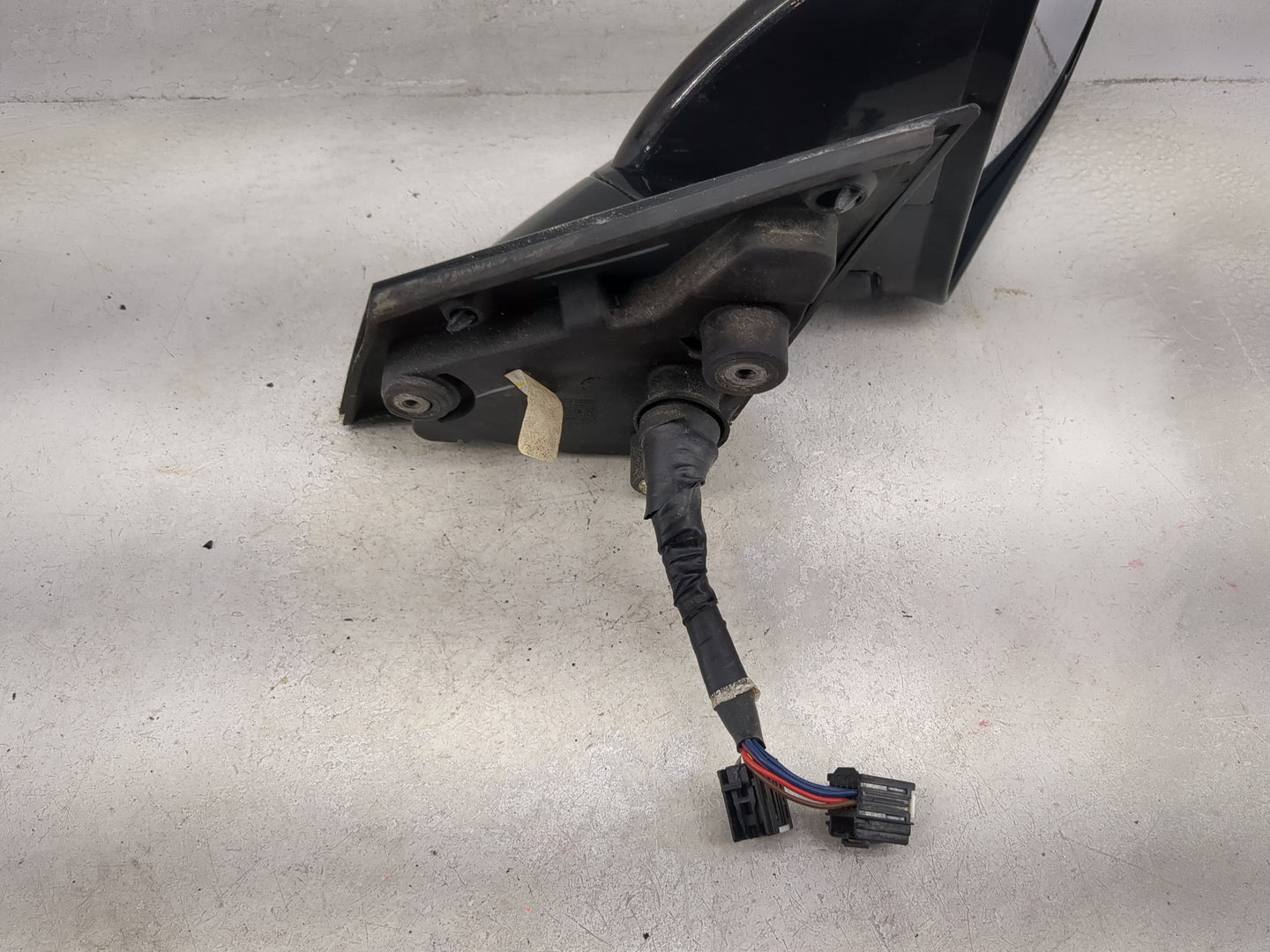 2010-2014 Cadillac Srx Passenger Side View Mirror - Right Door Mirror OEM Used - Oemusedautoparts1.com