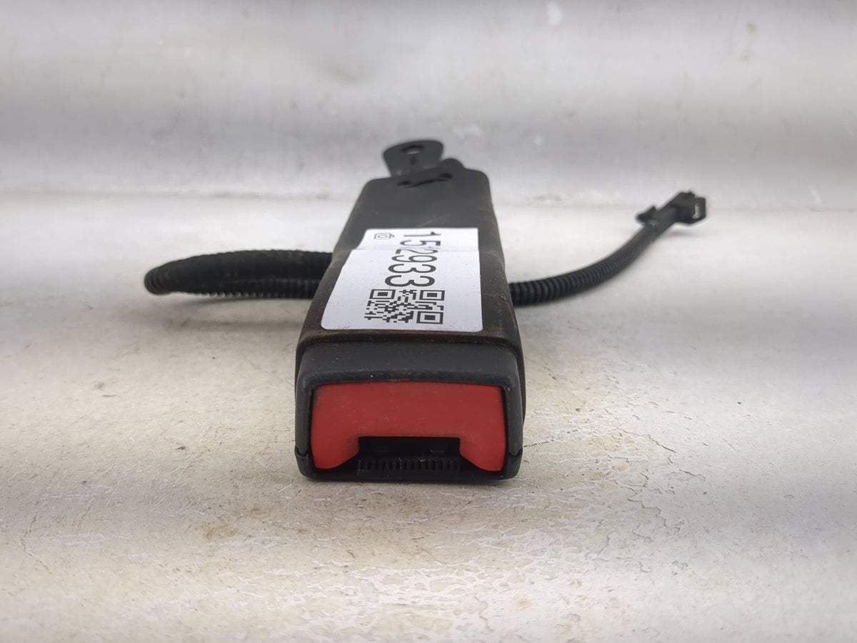 2010-2012 Cadillac Srx Driver Seatbelt Buckle 1512933 - Oemusedautoparts1.com