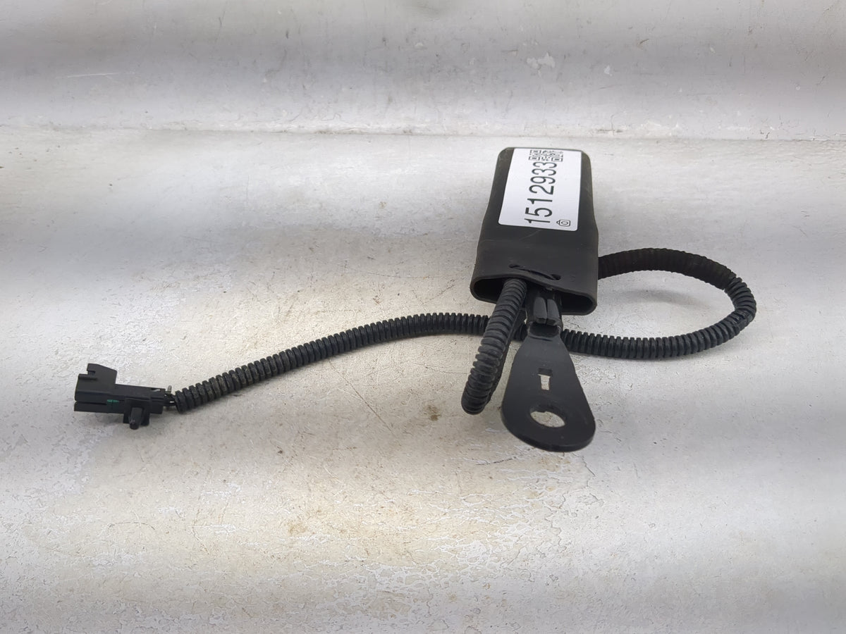 2010-2012 Cadillac Srx Driver Seatbelt Buckle 1512933 - Oemusedautoparts1.com