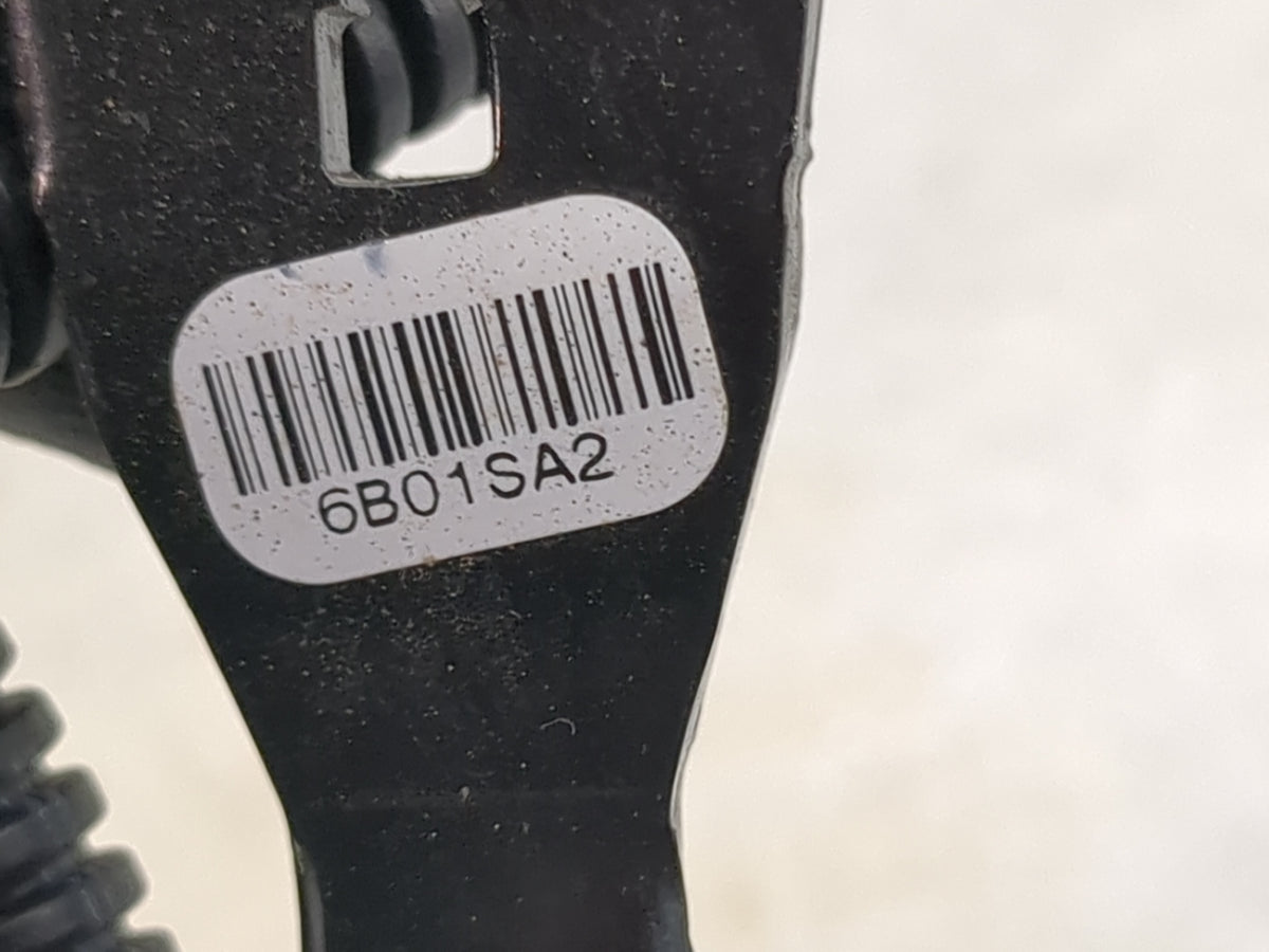 2010-2012 Cadillac Srx Driver Seatbelt Buckle 1512933 - Oemusedautoparts1.com
