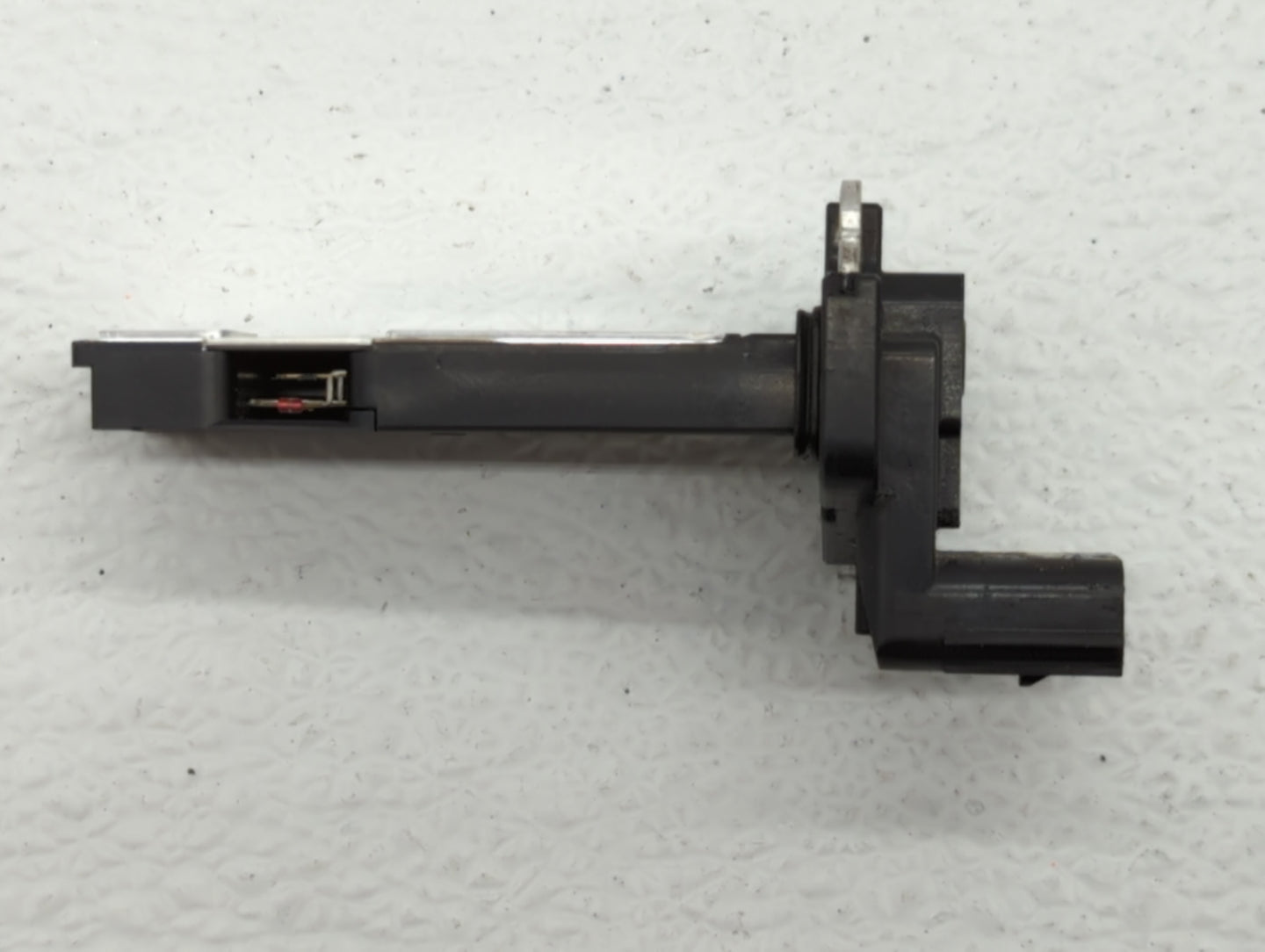 2012-2016 Cadillac Srx Mass Air Flow Meter Maf - Oemusedautoparts1.com