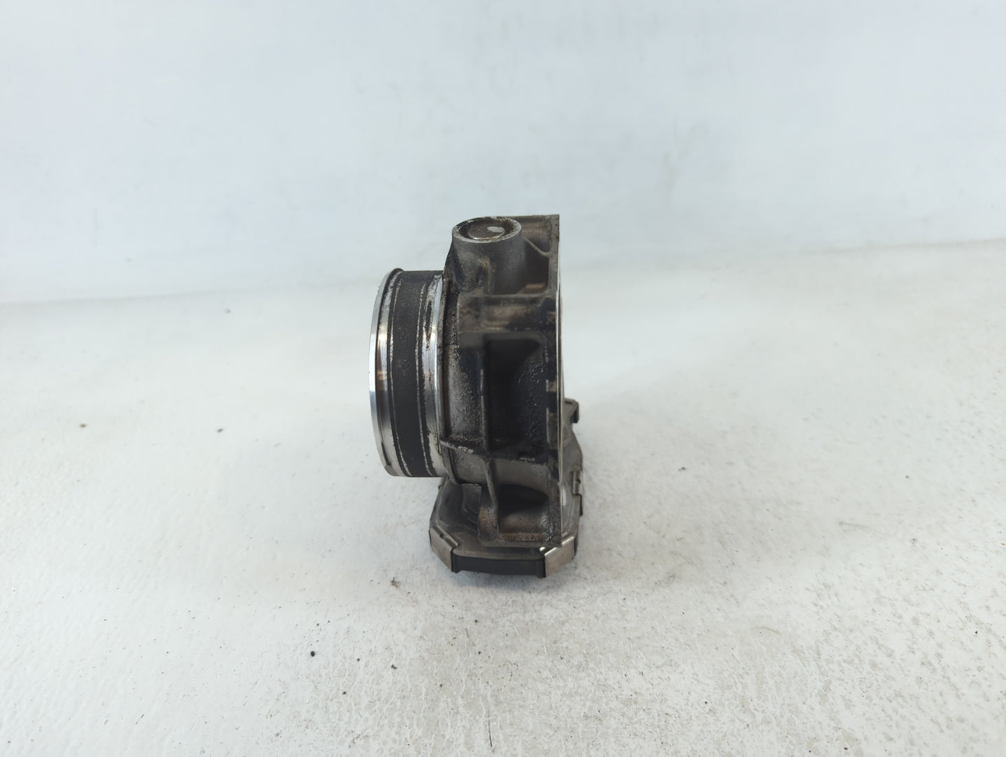 2012-2016 Cadillac Srx Throttle Body P/N:12632172BA Fits Fits 2012 2013 2014 2015 2016 2017 2018 2019 2020 2021 2022 OEM Use