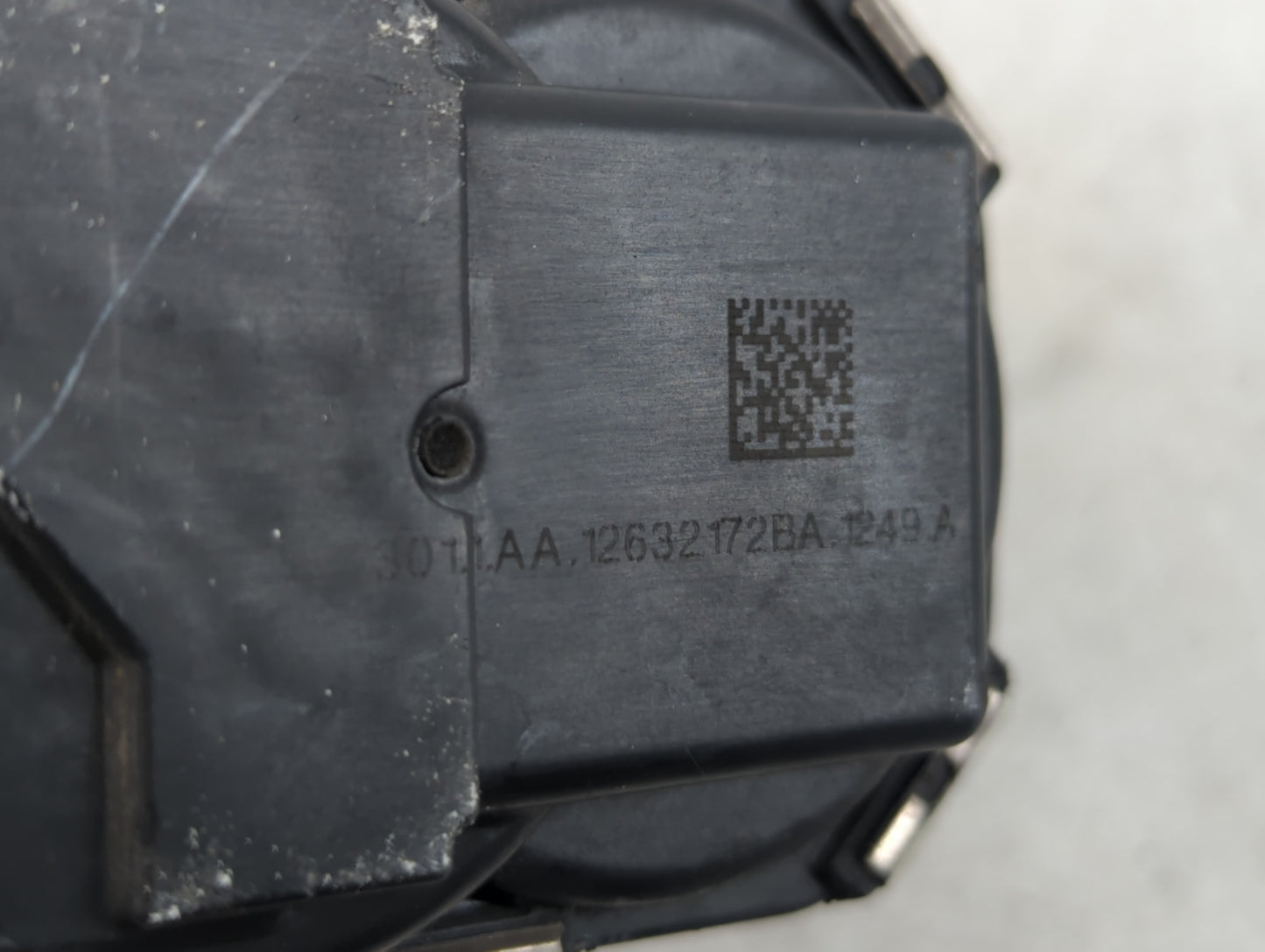 2012-2016 Cadillac Srx Throttle Body P/N:12632172BA Fits Fits 2012 2013 2014 2015 2016 2017 2018 2019 2020 2021 2022 OEM Use