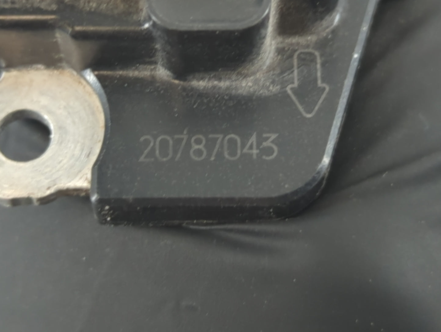 2012-2016 Cadillac Srx Mass Air Flow Meter Maf - Oemusedautoparts1.com