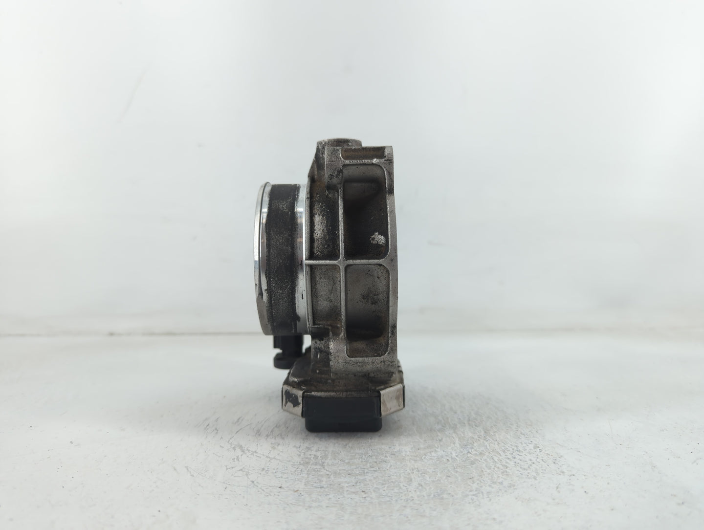 2012-2016 Cadillac Srx Throttle Body P/N:12632172BA Fits Fits 2012 2013 2014 2015 2016 2017 2018 2019 2020 2021 2022 OEM Use