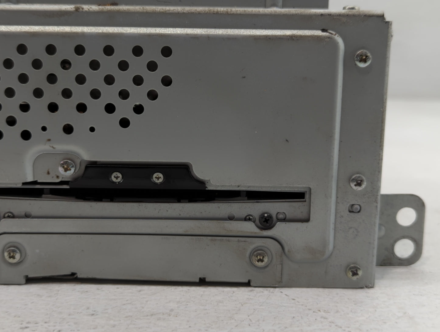 2012-2012 Cadillac Srx Am Fm Cd Player Radio Receiver - Oemusedautoparts1.com