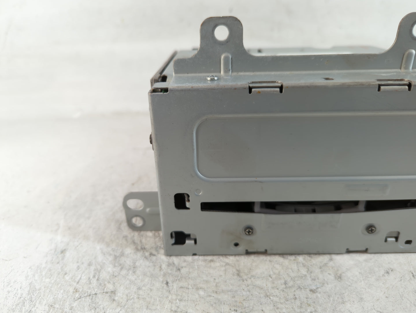 2012 Cadillac Srx Radio AM FM Cd Player Receiver Replacement P/N:22870782 Fits OEM Used Auto Parts - Oemusedautoparts1.com